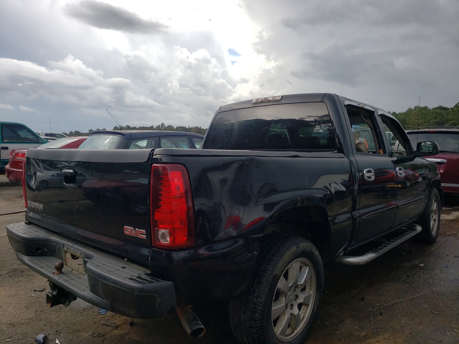 Photo 4 from auction – 2006 GMC SIERRA K15 with VIN 2GTEK63NX61160510