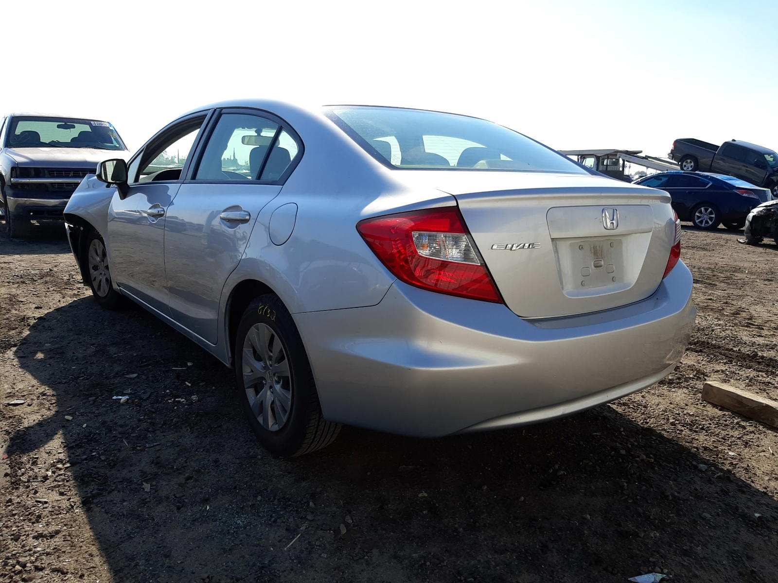 Photo 3 from auction – 2012 HONDA CIVIC LX with VIN JHMFB2F58CS004985