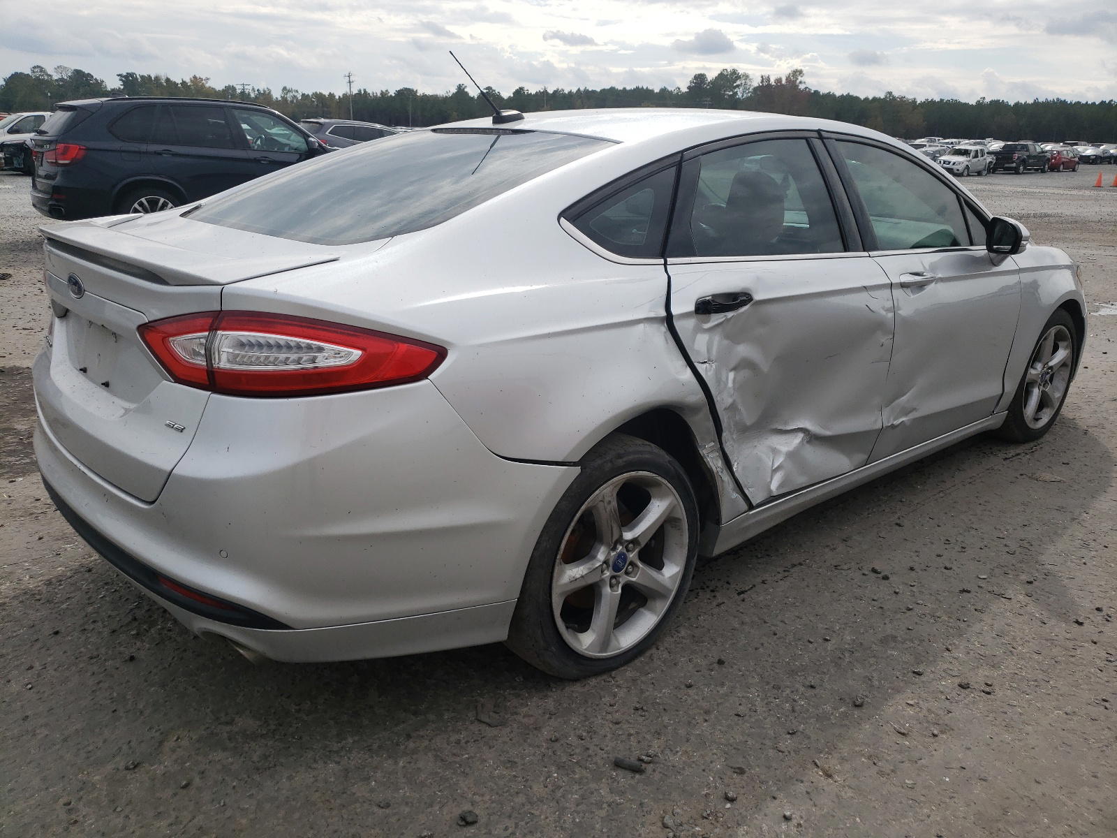 Photo 9 from auction – 2013 FORD FUSION SE with VIN 3FA6P0H77DR251908