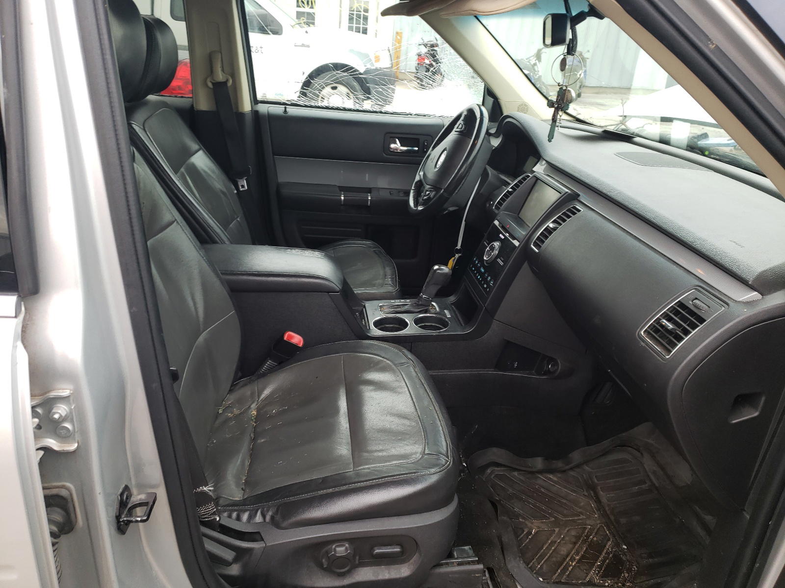 Photo 5 from auction – 2013 FORD FLEX LIMIT with VIN 2FMHK6DT3DBD00328