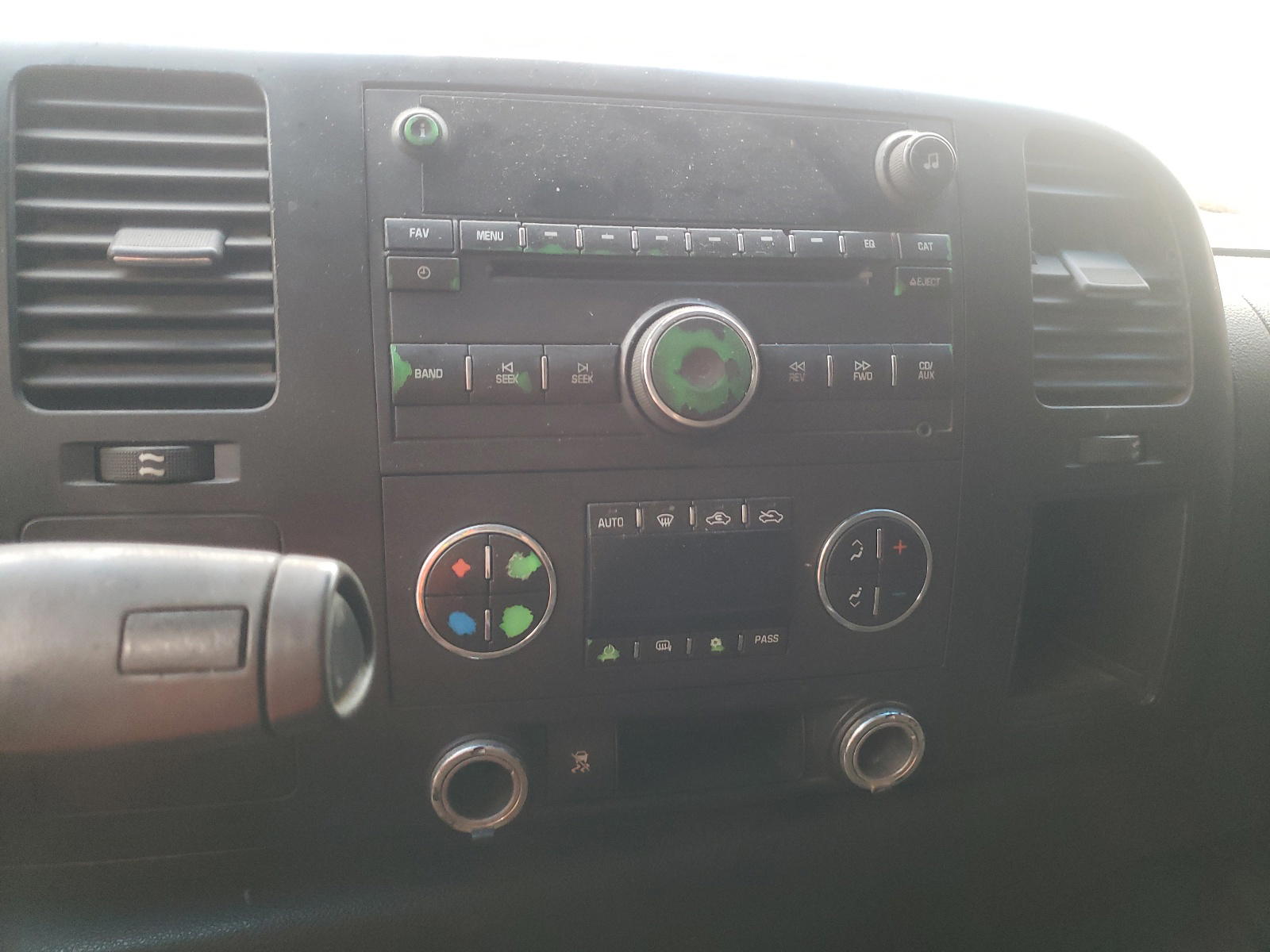 Photo 9 from auction – 2009 CHEVROLET SILVERADO with VIN 1GCHK53629F117535