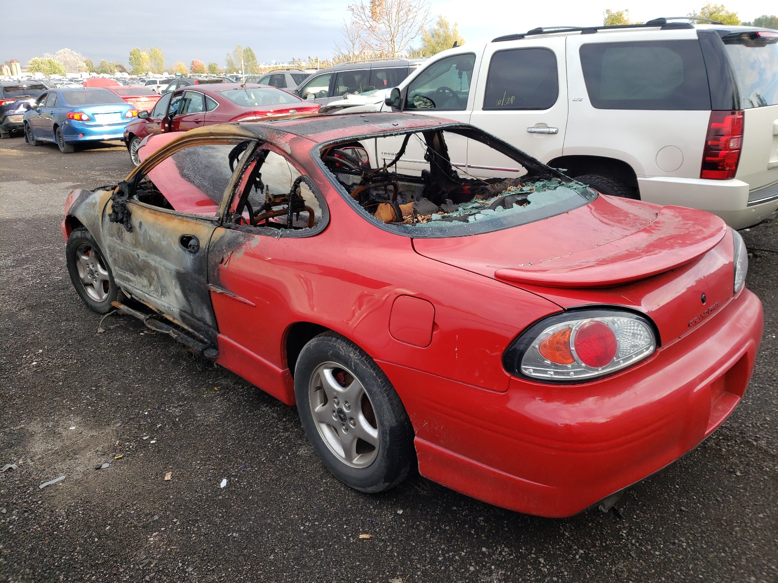 Photo 3 from auction – 2000 PONTIAC GRAND PRIX with VIN 1G2WP12K0YF162041