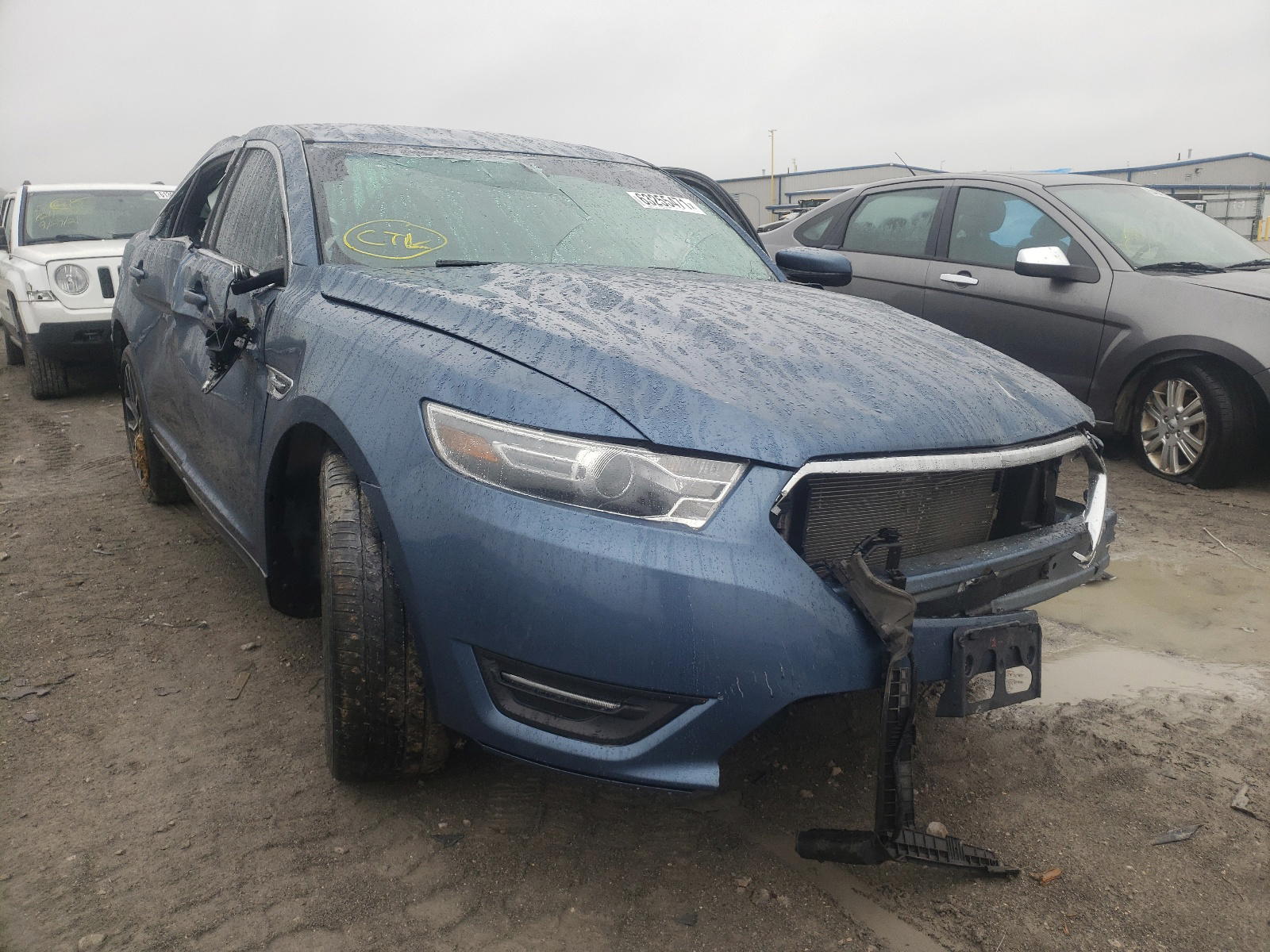 FORD TAURUS SEL 2018 with VIN 1FAHP2E80JG116189 - Photo from auction