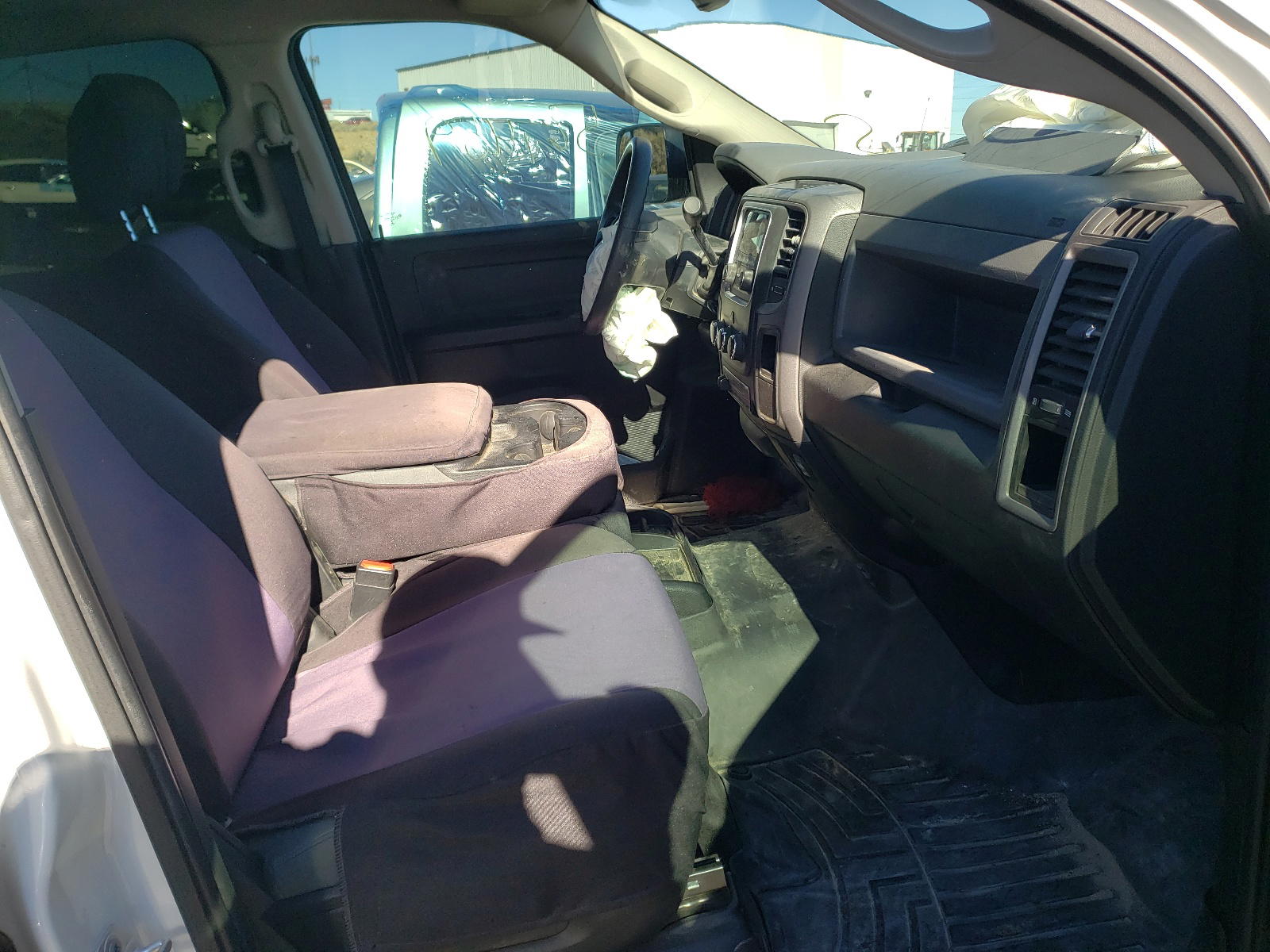 Photo 5 from auction – 2018 RAM 2500 ST with VIN 3C6UR5CL1JG165280