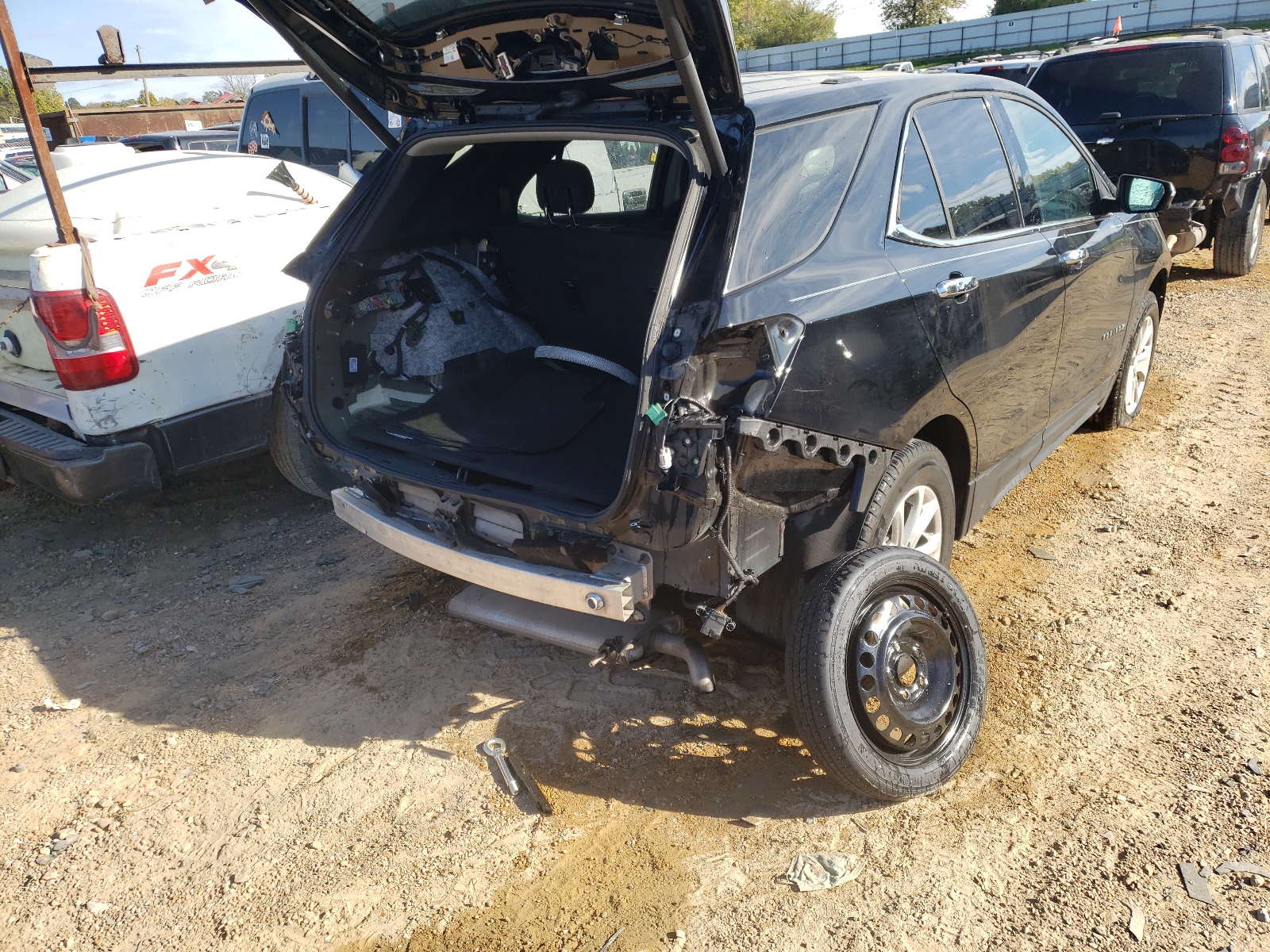 Photo 4 from auction – 2018 CHEVROLET EQUINOX LT with VIN 2GNAXJEVXJ6244457