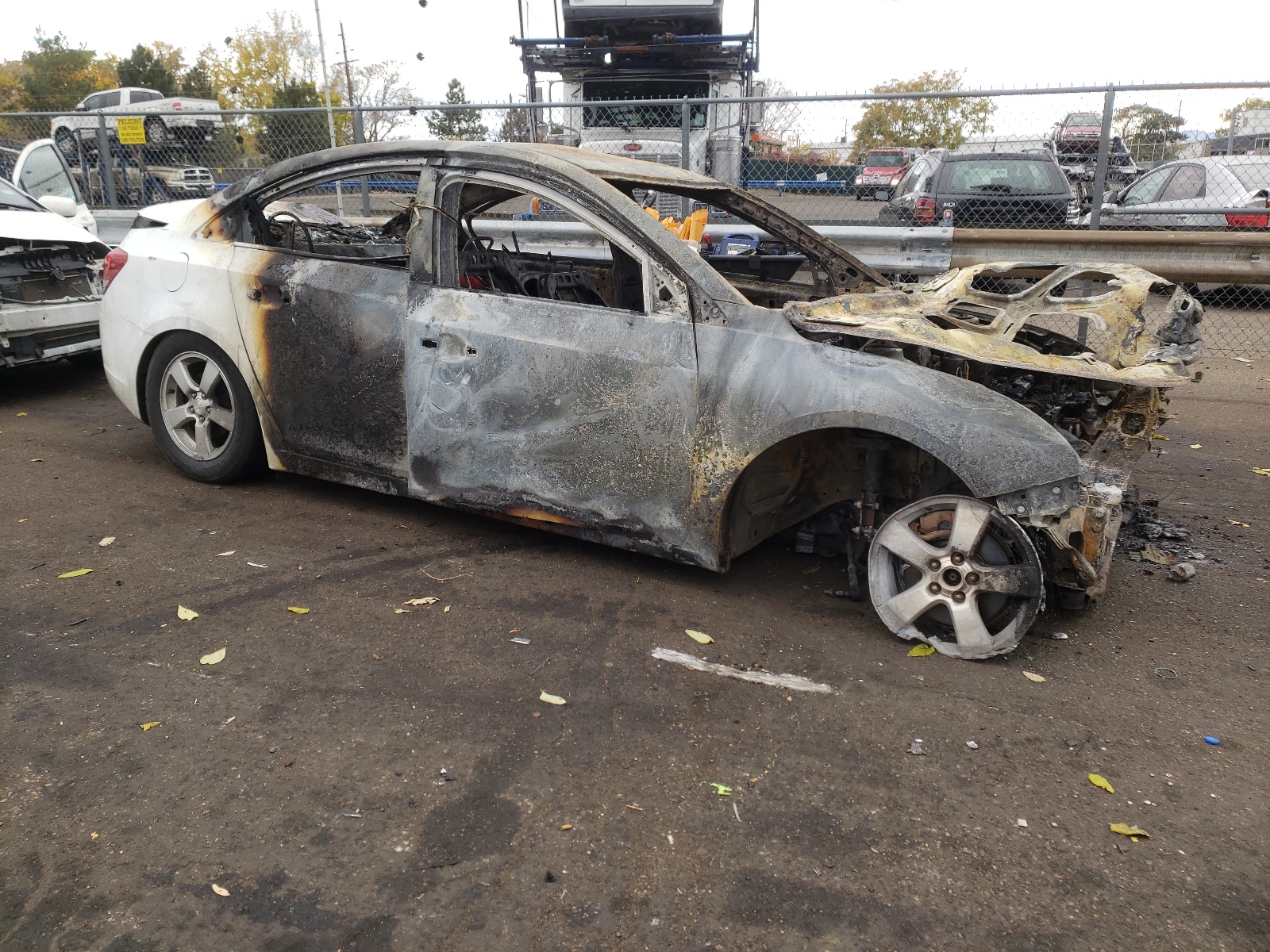 Photo 10 from auction – 2015 CHEVROLET CRUZE LT with VIN 1G1PC5SB9F7256325