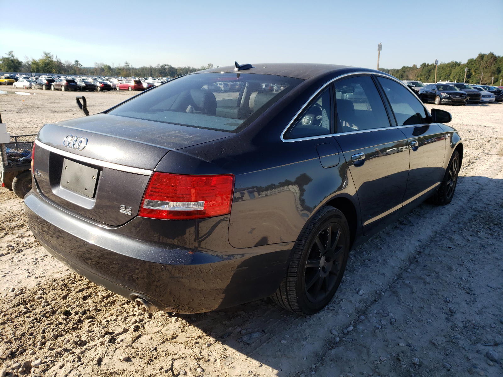 Photo 4 from auction – 2005 AUDI A6 3.2 QUA with VIN WAUDT74F05N044975