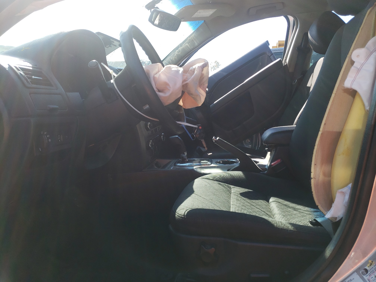 Photo 5 from auction – 2012 FORD FUSION SE with VIN 3FAHP0HA3CR353094