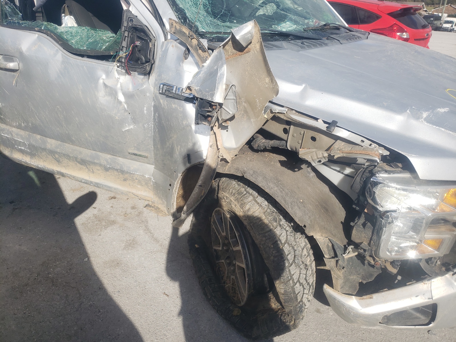 Zdjęcie 9 z aukcji – 2015 FORD F150 SUPER z VIN 1FTEX1EP8FFA47554