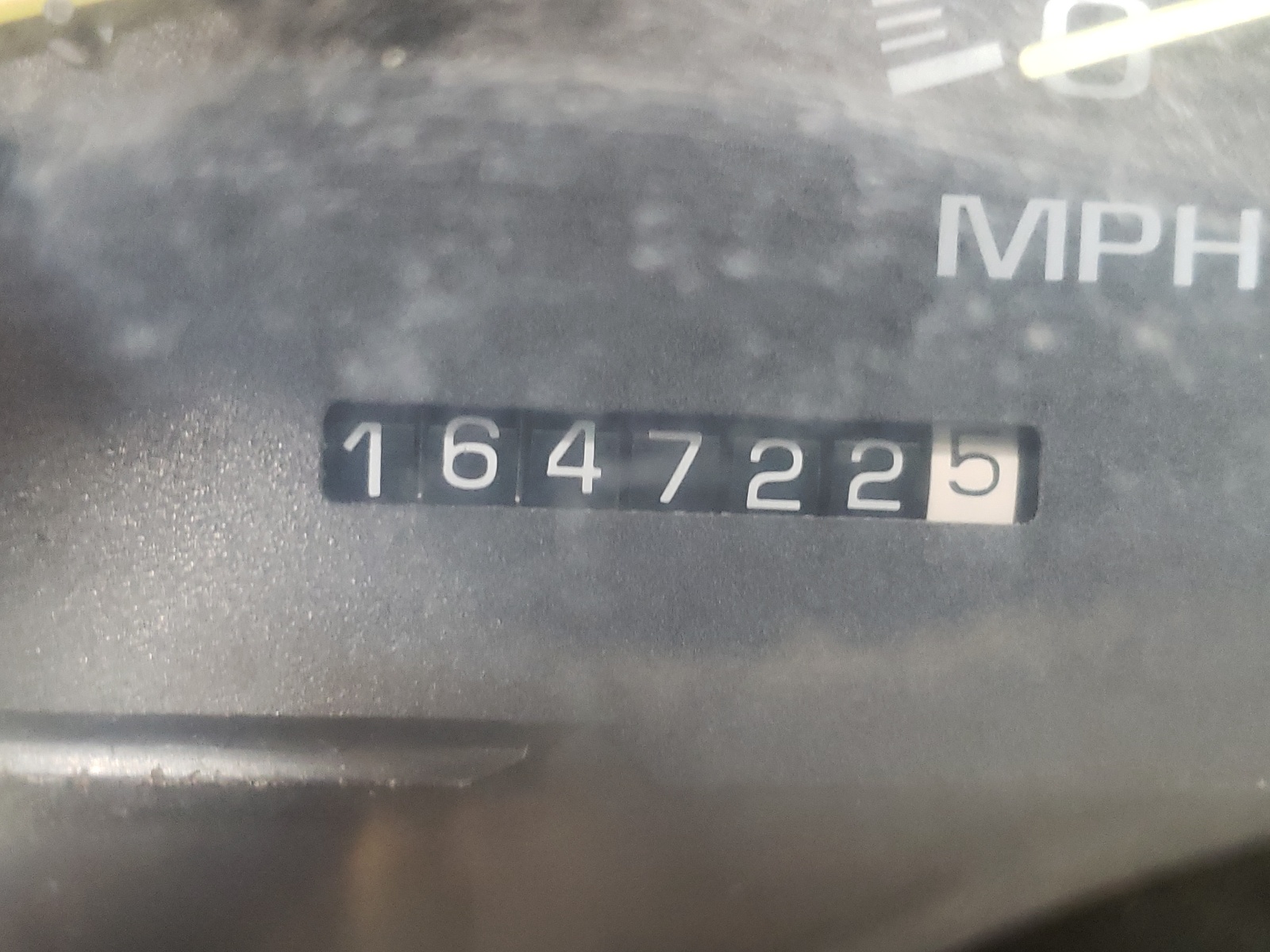 Photo 8 from auction – 1998 GMC SIERRA C15 with VIN 1GTEC14M3WZ850130