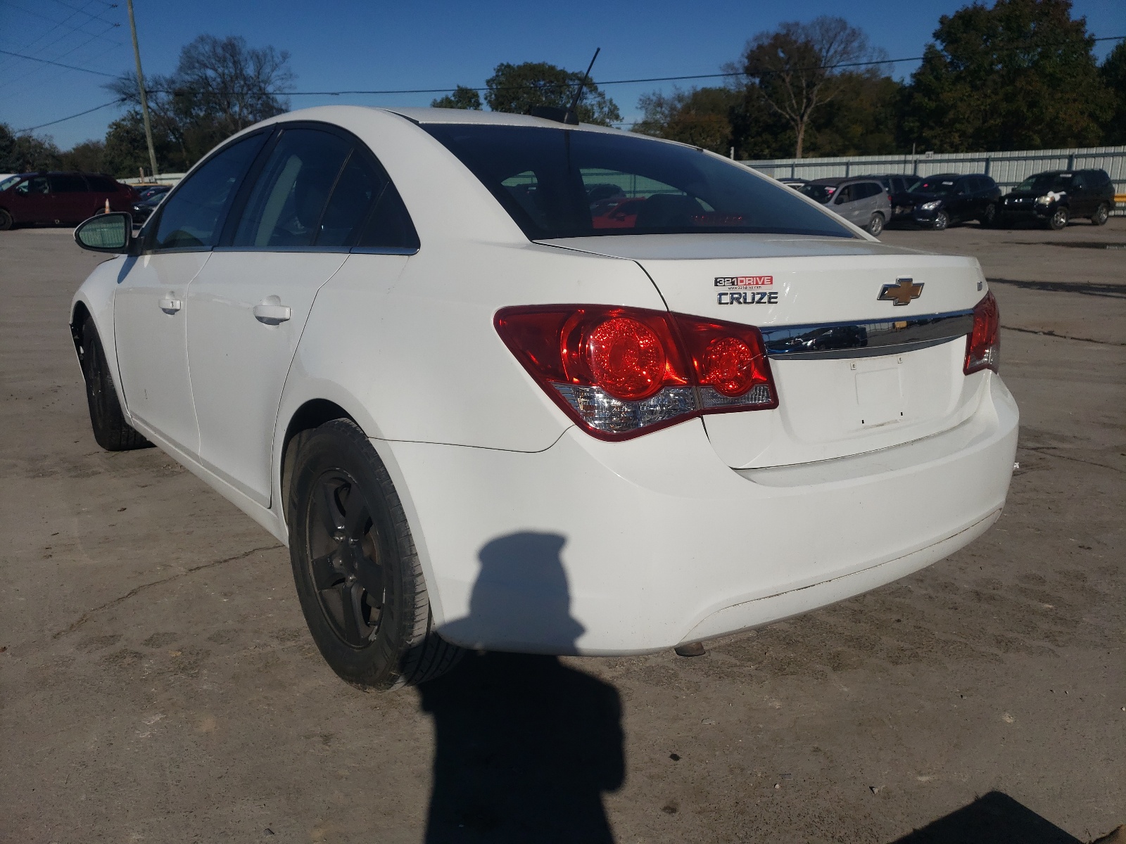 Photo 3 from auction – 2015 CHEVROLET CRUZE LT with VIN 1G1PC5SB2F7282765