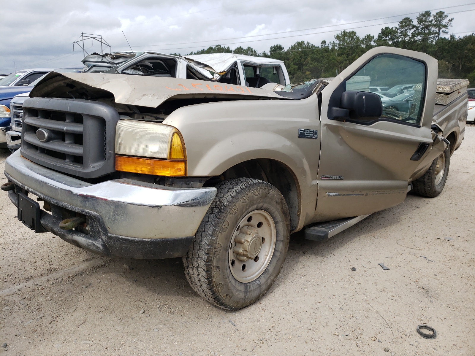 Photo 2 from auction – 2000 FORD F250 SUPER with VIN 1FTNX20F5YEB41016