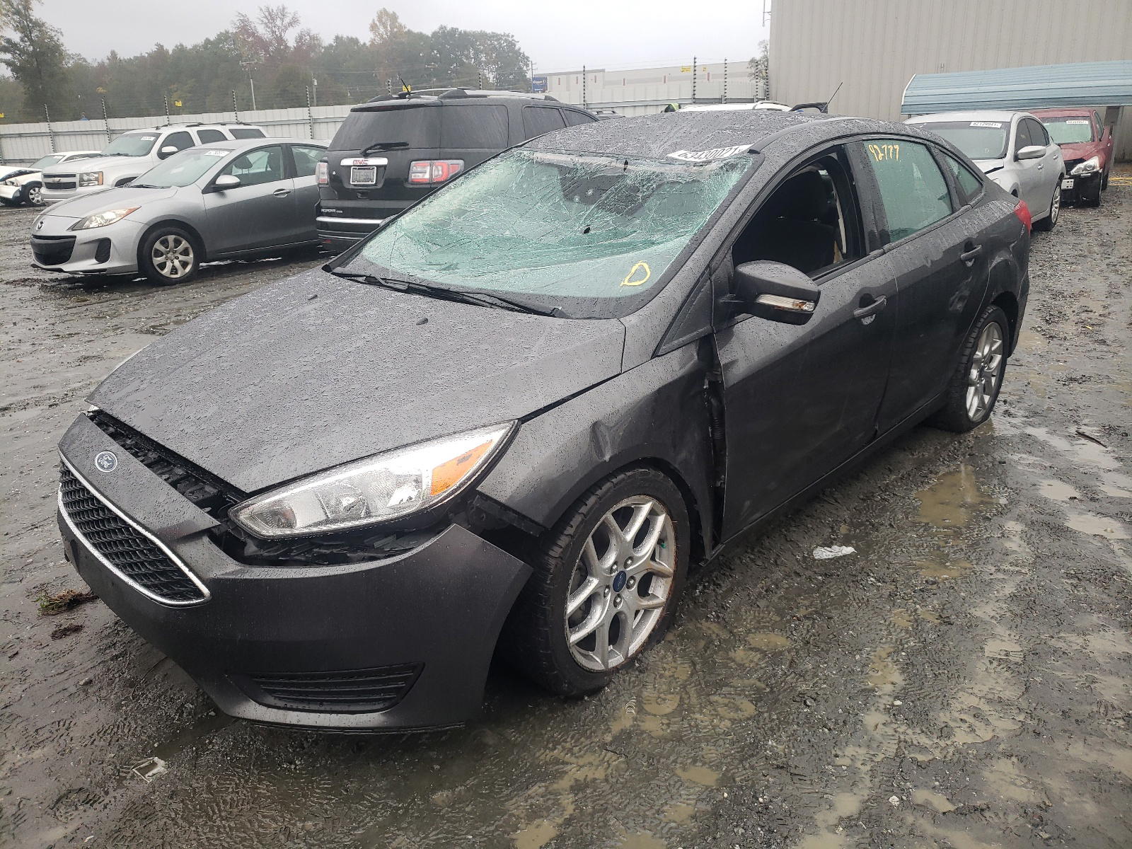 Photo 2 from auction – 2017 FORD FOCUS SE with VIN 1FADP3F21HL322377