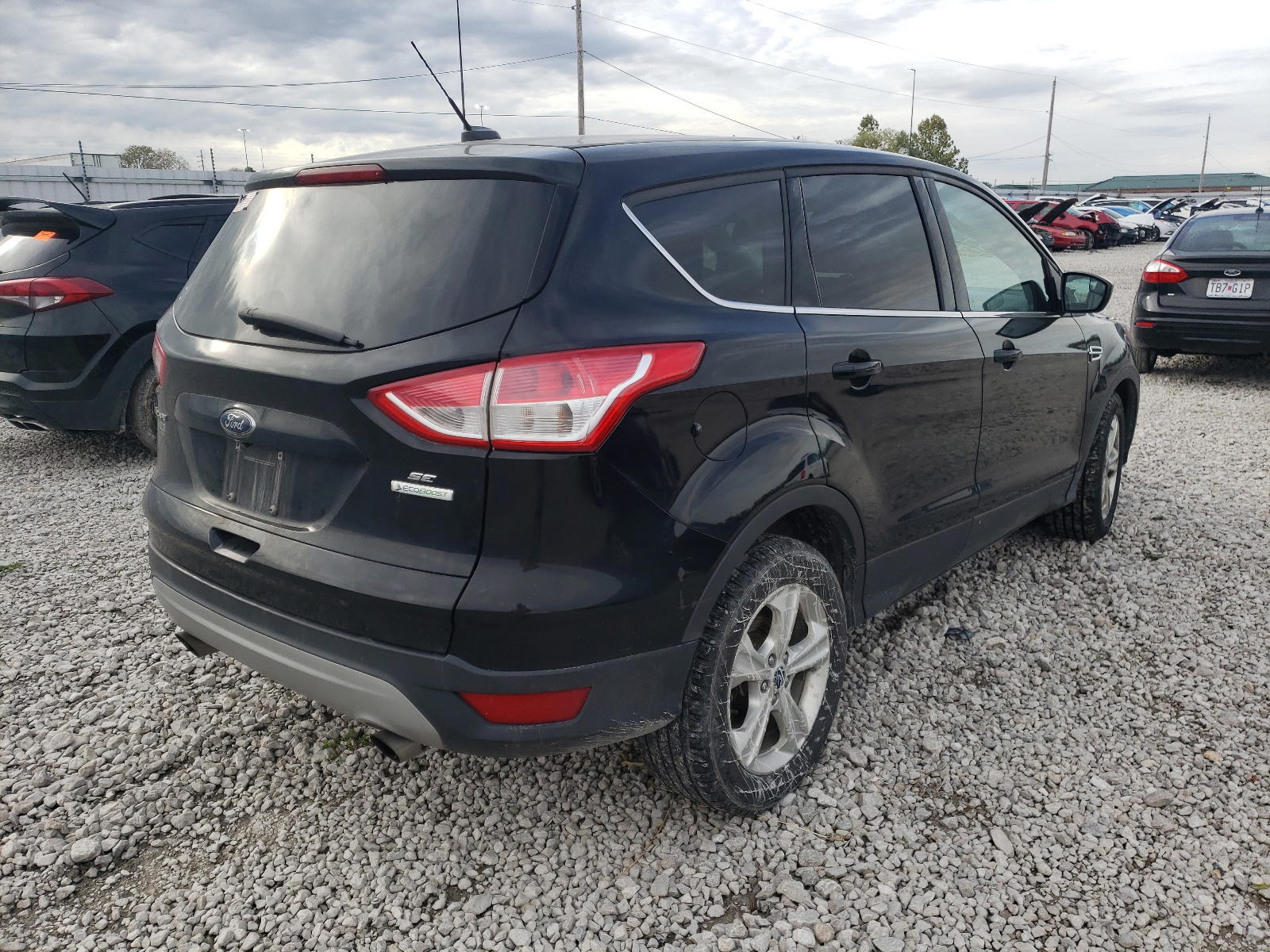 Photo 4 from auction – 2016 FORD ESCAPE SE with VIN 1FMCU0GX2GUB59072