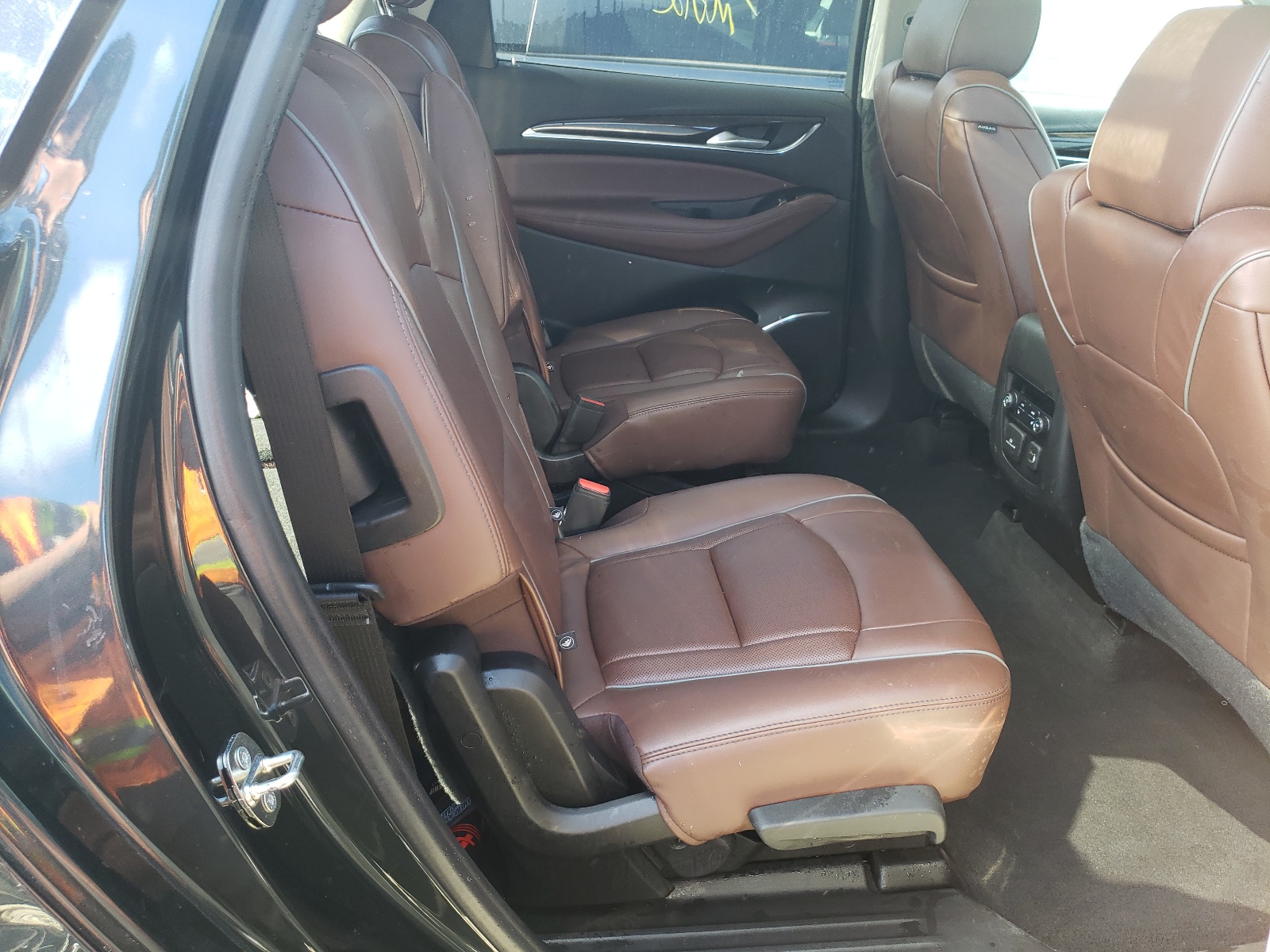 Photo 6 from auction – 2018 BUICK ENCLAVE AV with VIN 5GAEVCKWXJJ270442