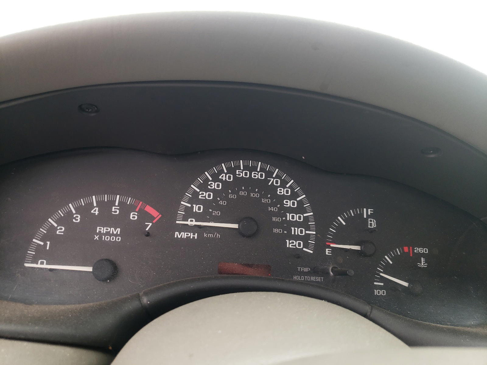 Photo 8 from auction – 2004 CHEVROLET CLASSIC with VIN 1G1ND52F64M622537