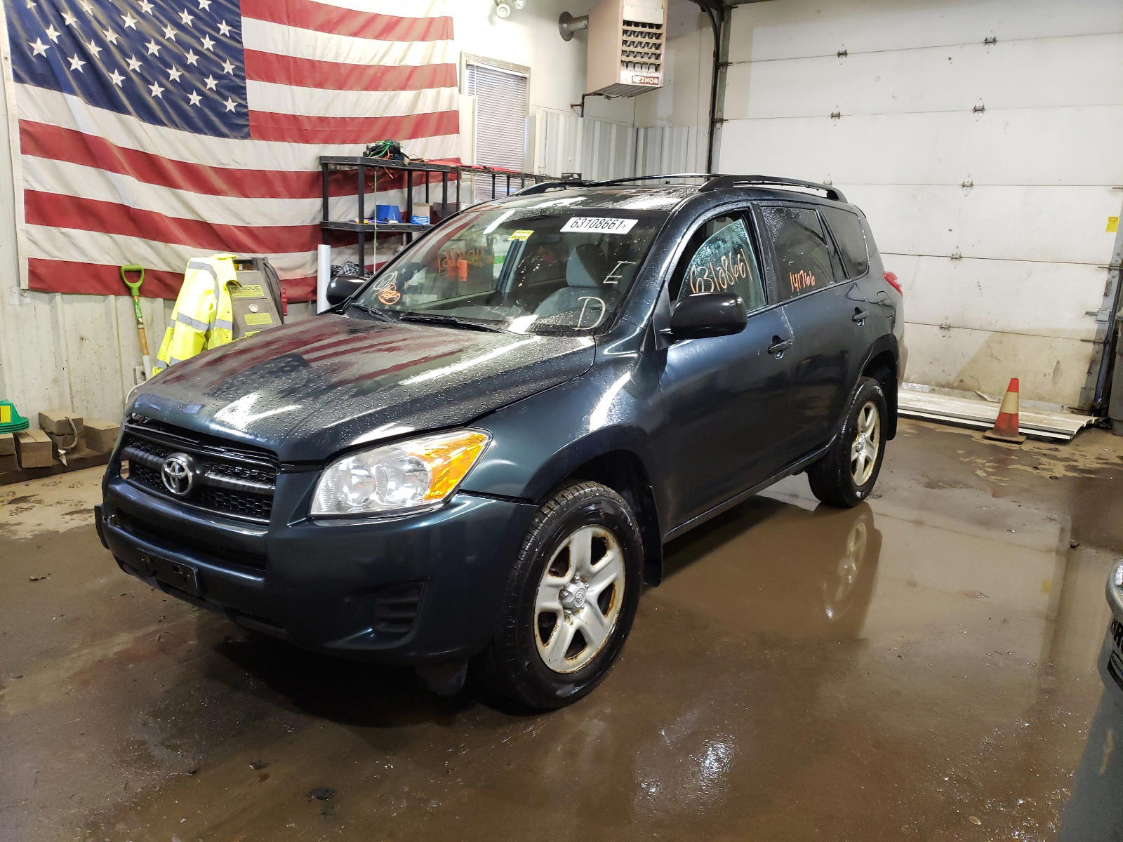 Photo 2 from auction – 2012 TOYOTA RAV4 with VIN 2T3BF4DV7CW265292