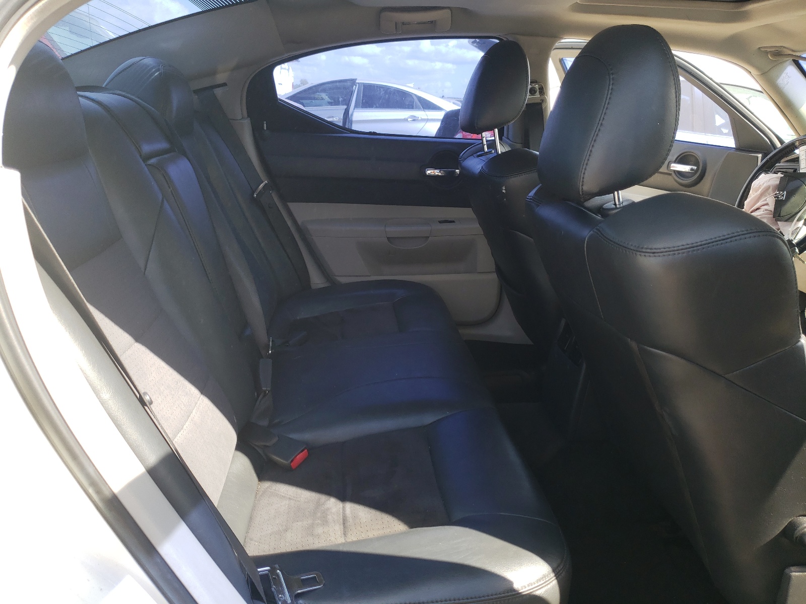Photo 6 from auction – 2006 DODGE CHARGER R/ with VIN 2B3KA53HX6H235435