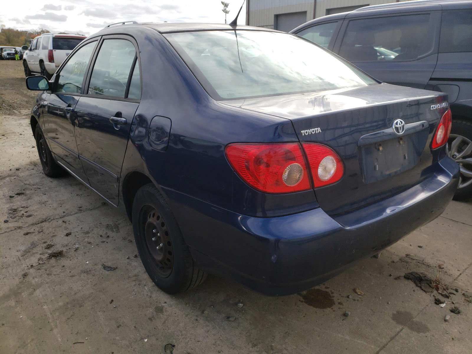 Photo 3 from auction – 2005 TOYOTA COROLLA with VIN 2T1BR32E65C459264