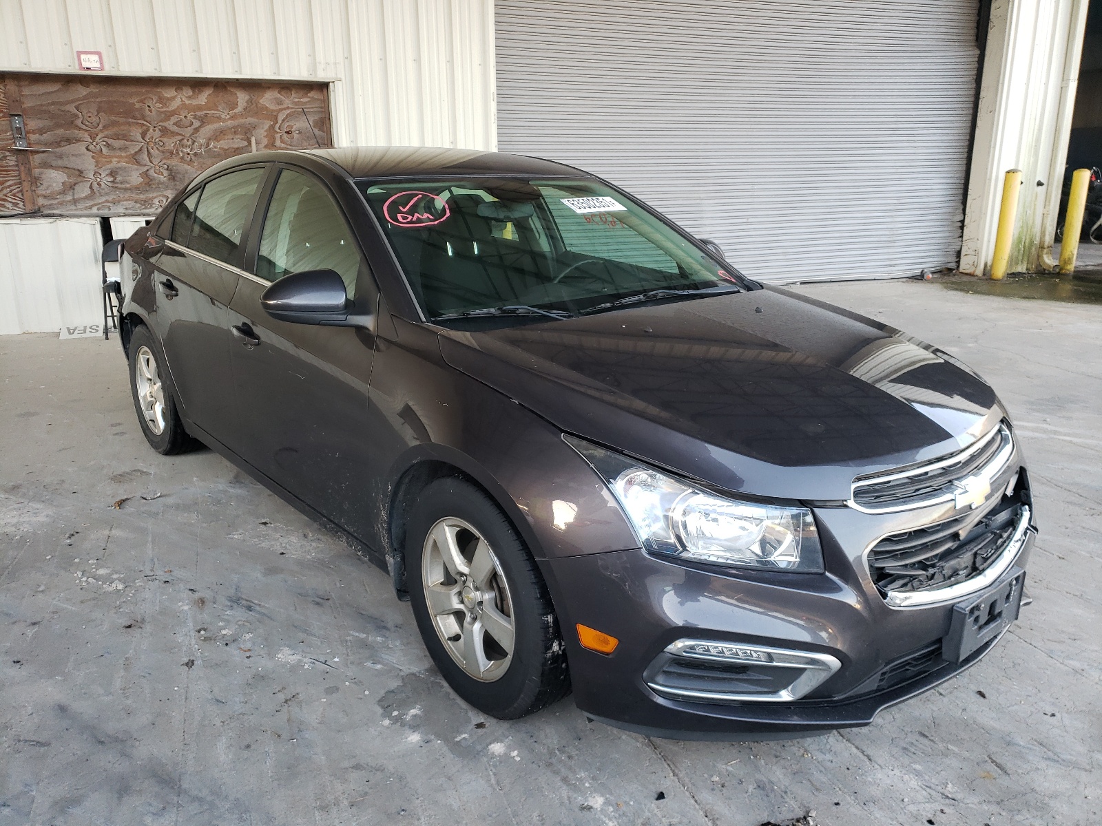 CHEVROLET CRUZE LT 2015 with VIN 1G1PC5SB7F7209472 - Photo from auction