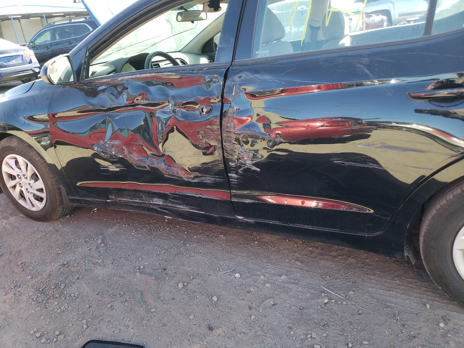 Photo 9 from auction – 2018 HYUNDAI ELANTRA SE with VIN 5NPD74LF2JH301751