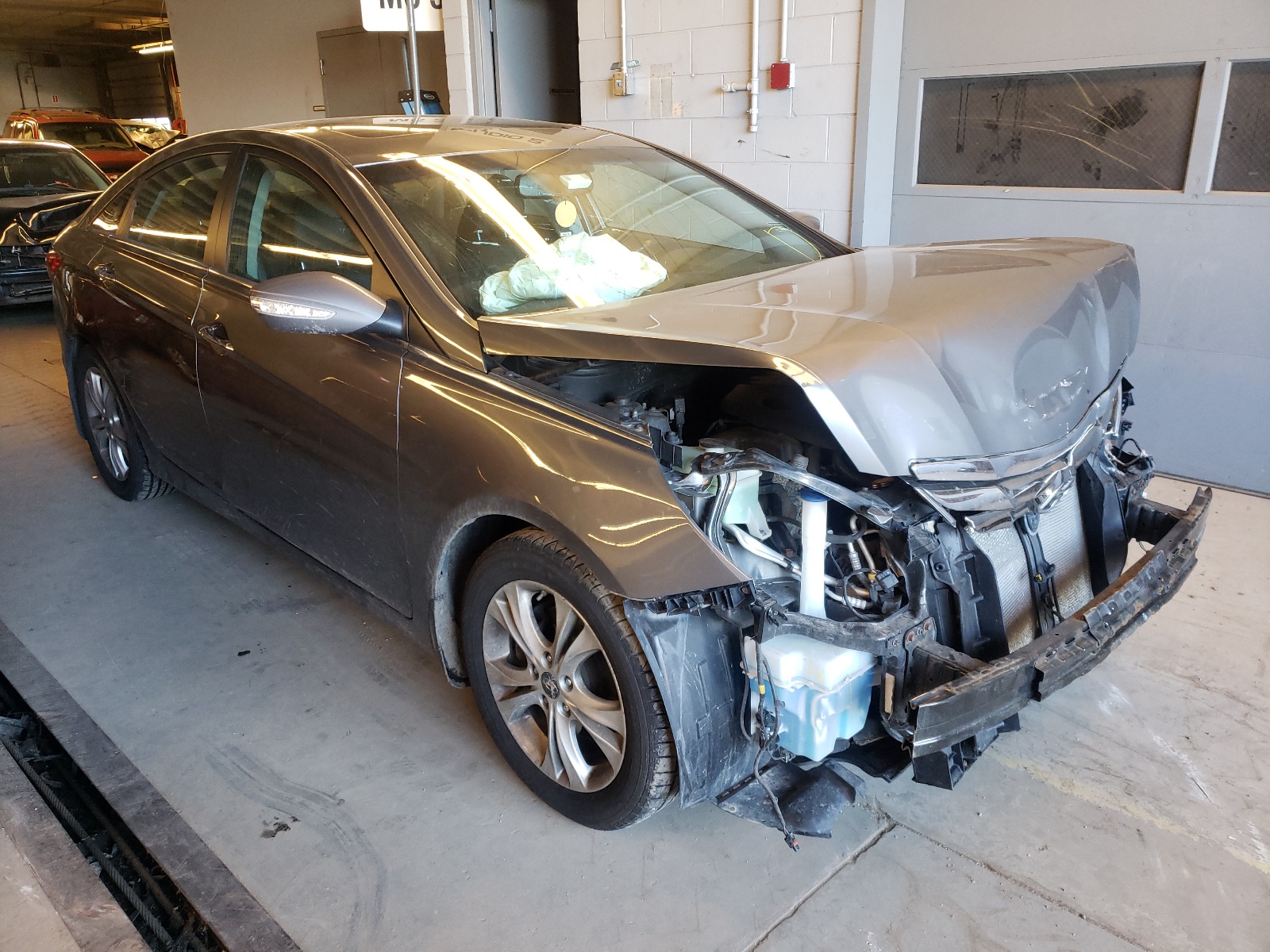 HYUNDAI SONATA SE 2011 with VIN 5NPEC4AC1BH129061 - Photo from auction