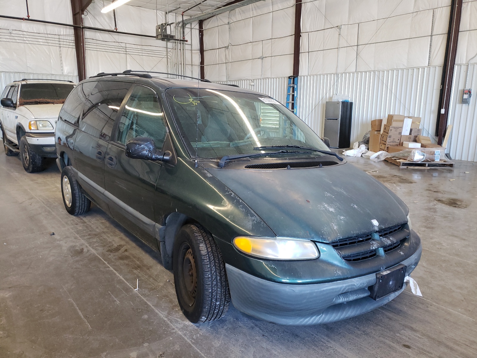 Photo 1 from auction – 1998 DODGE GRAND CARA with VIN 1B4GP44G1WB545840