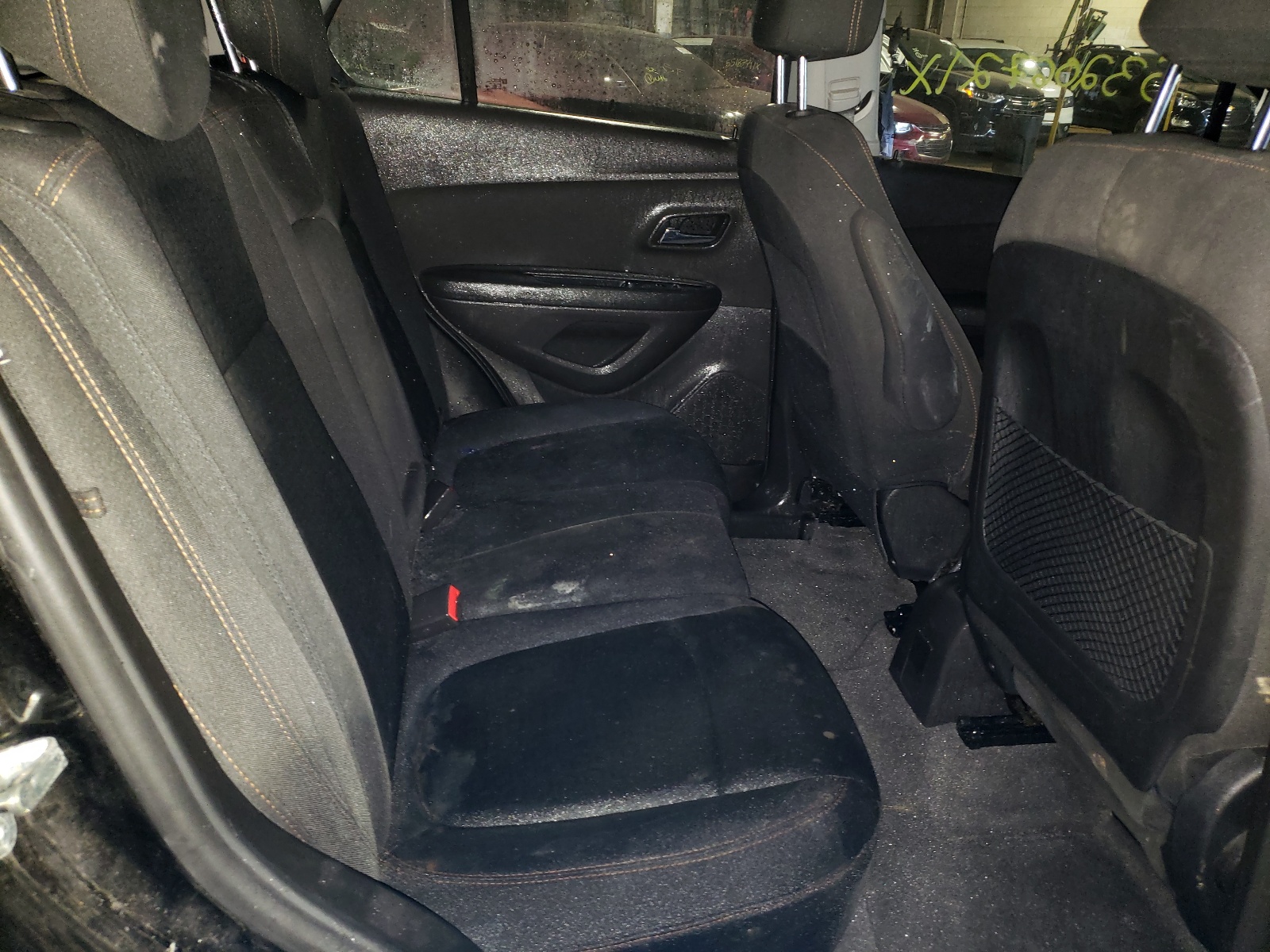Photo 6 from auction – 2017 CHEVROLET TRAX LS with VIN 3GNCJKSB4HL175734