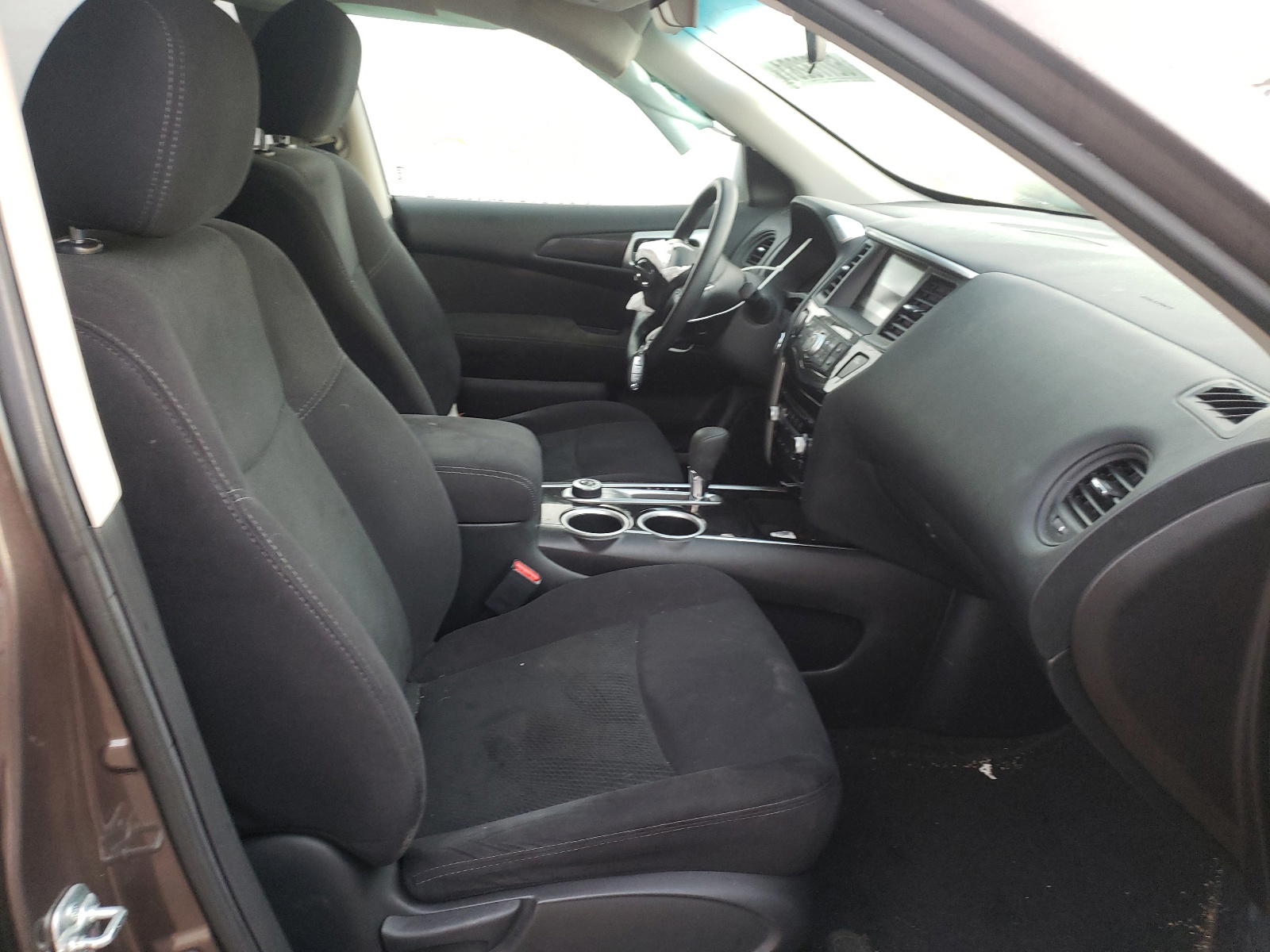 Photo 5 from auction – 2015 NISSAN PATHFINDER with VIN 5N1AR2MM8FC625624
