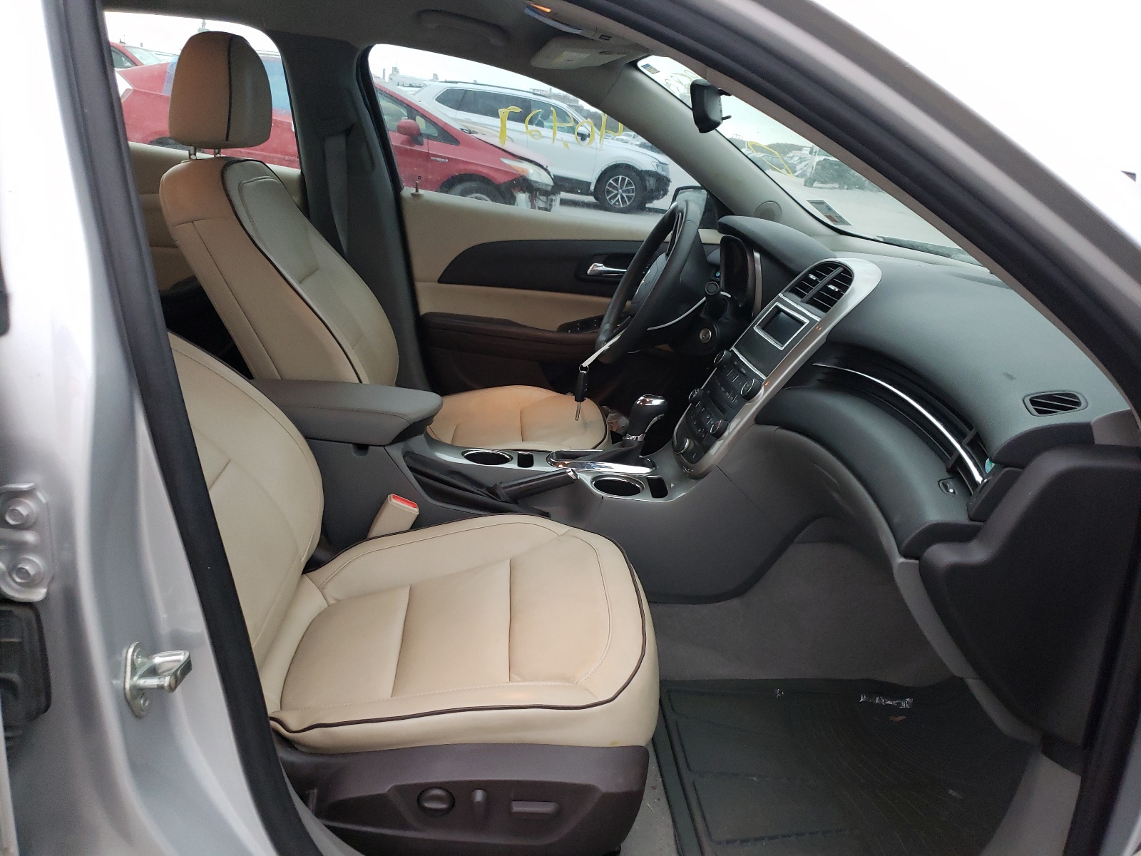 Photo 5 from auction – 2014 CHEVROLET MALIBU LS with VIN 1G11B5SL5EF145891