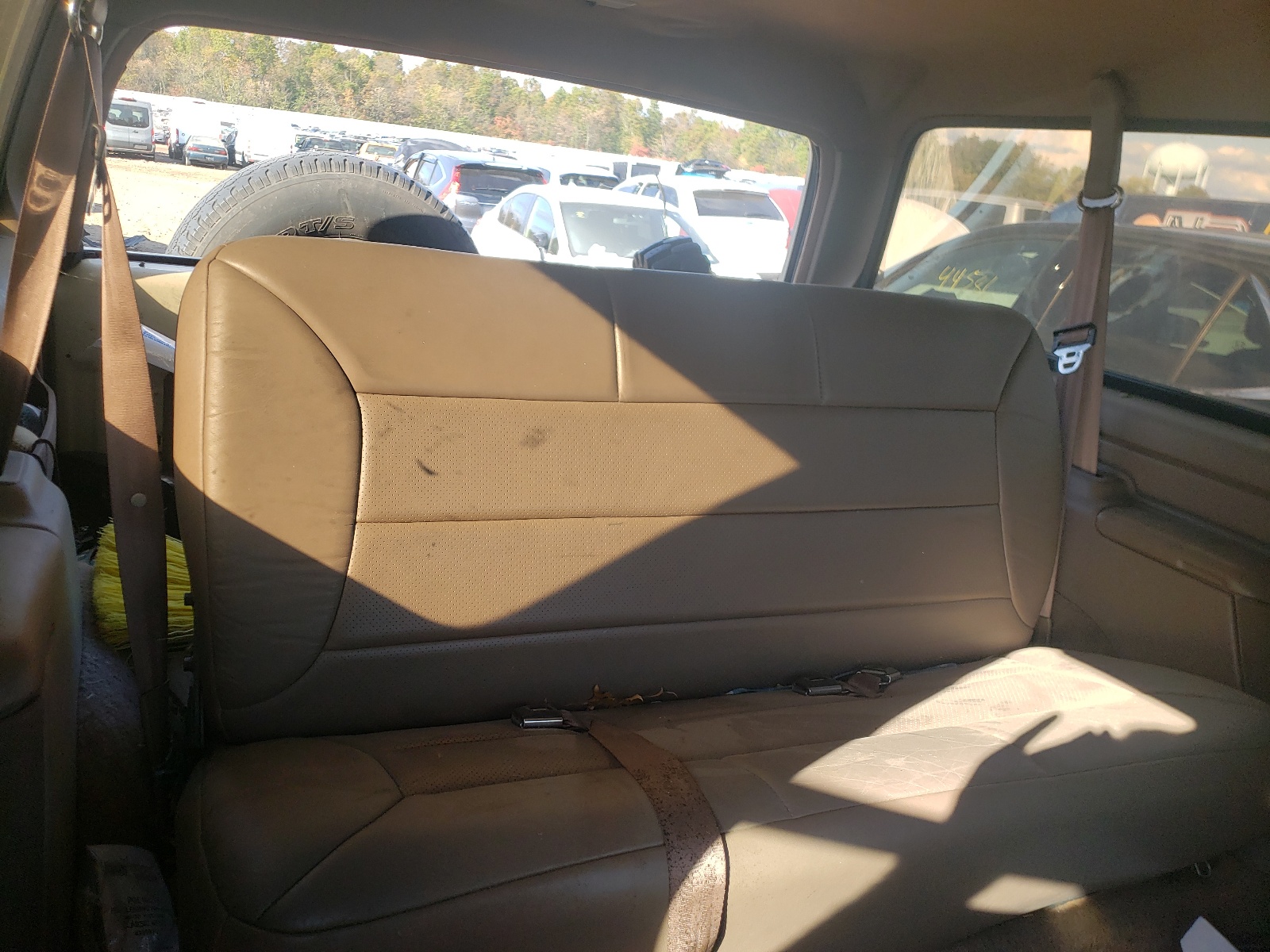 Photo 6 from auction – 1995 FORD BRONCO with VIN 1FMEU15N0SLA98190