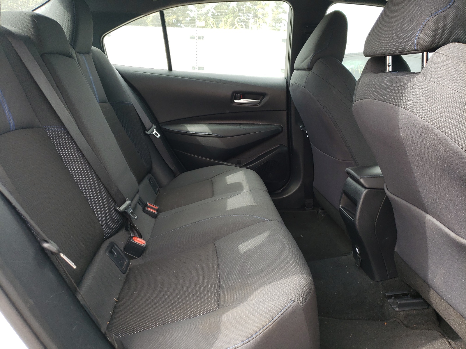 Photo 6 from auction – 2020 TOYOTA COROLLA SE with VIN 5YFS4RCE3LP026501