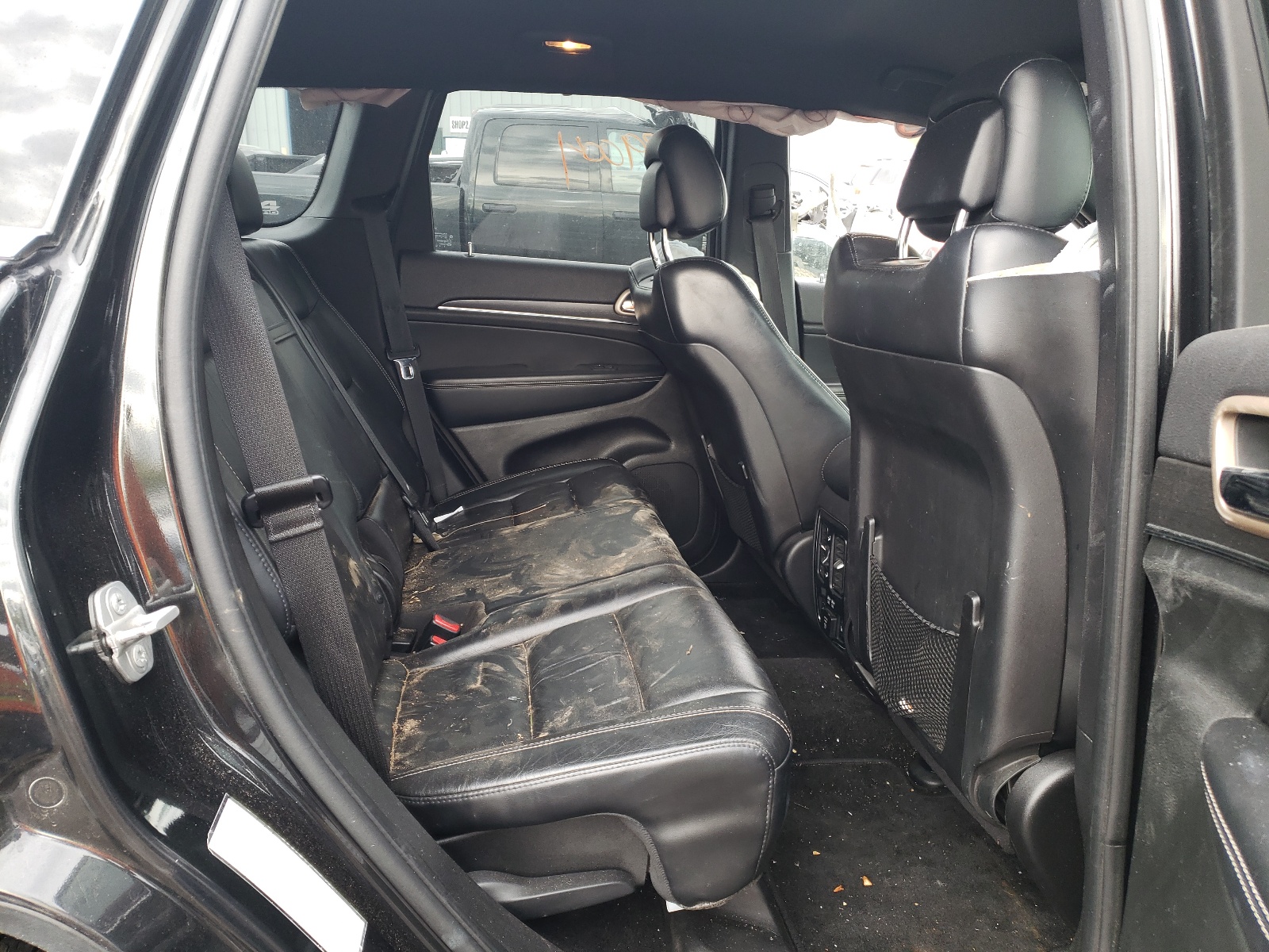Photo 6 from auction – 2015 JEEP GRAND CHER with VIN 1C4RJFBGXFC741491