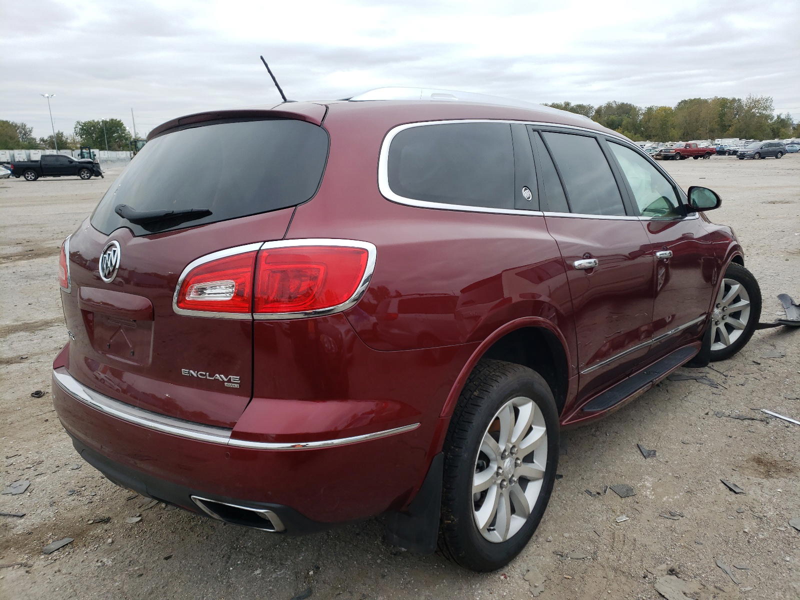 Photo 4 from auction – 2015 BUICK ENCLAVE with VIN 5GAKVCKDXFJ158958