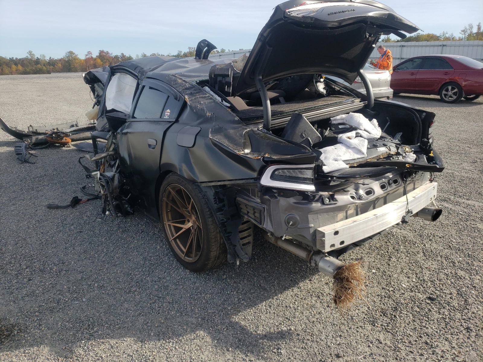 Photo 3 from auction – 2019 DODGE CHARGER SC with VIN 2C3CDXGJ0KH742359