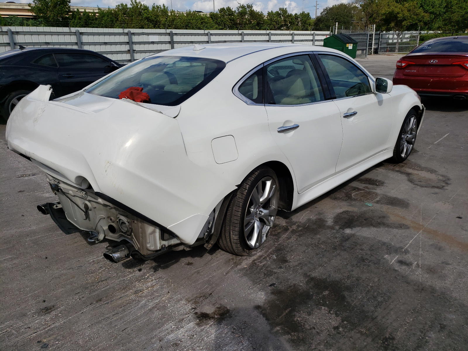 Photo 4 from auction – 2011 INFINITI M56 with VIN JN1AY1AP4BM520439