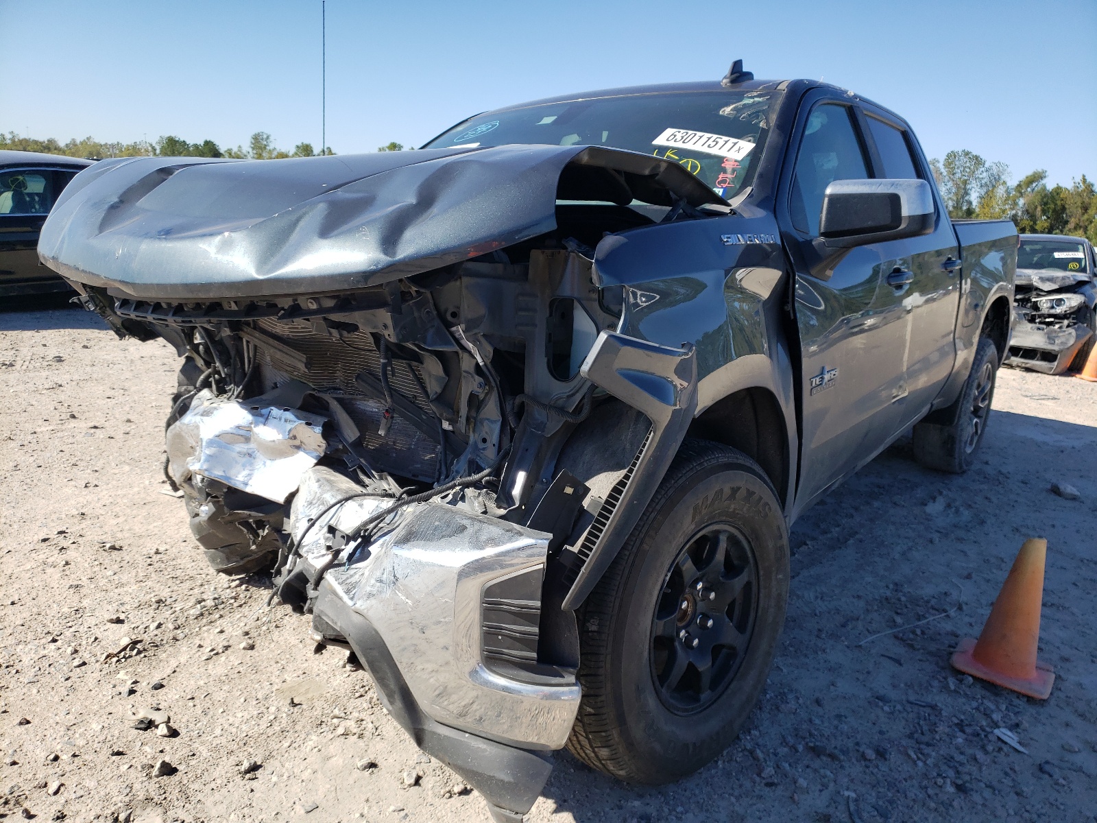 Photo 2 from auction – 2020 CHEVROLET SILVERADO with VIN 3GCPWCED1LG127219
