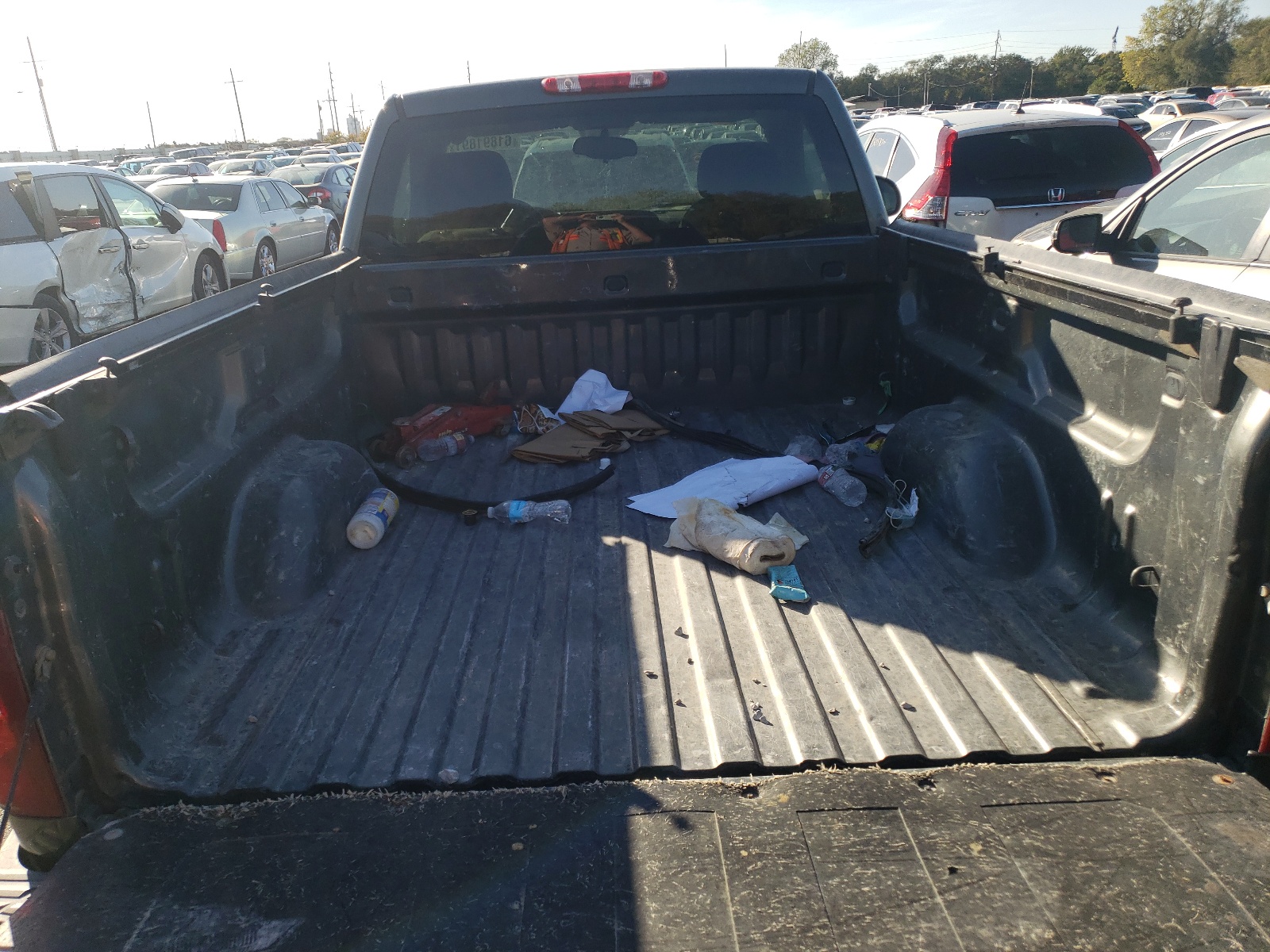 Photo 6 from auction – 2011 CHEVROLET SILVERADO with VIN 1GCNCSEA5BZ220565