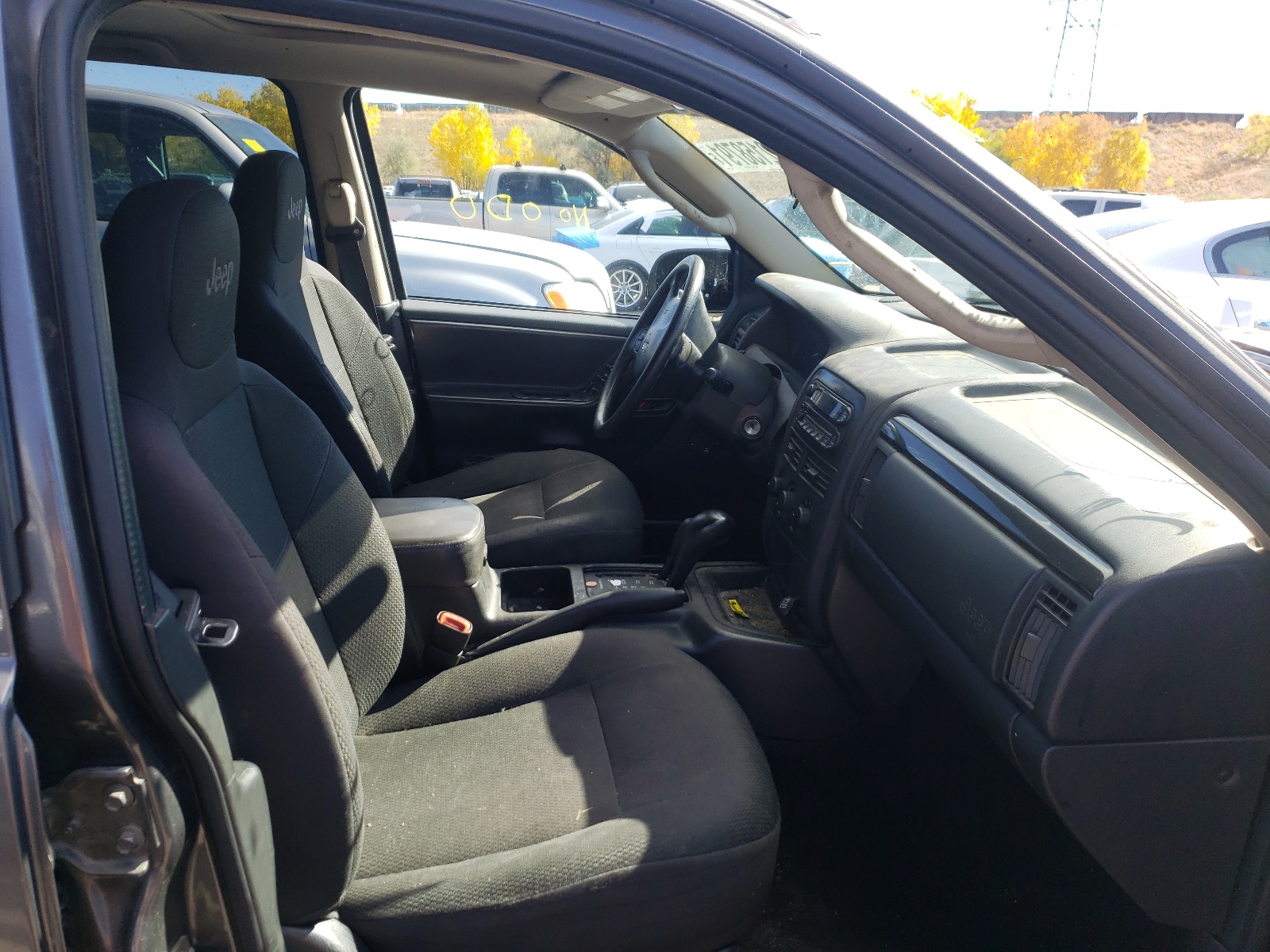 Photo 5 from auction – 2004 JEEP GRAND CHER with VIN 1J4GW48S64C232871