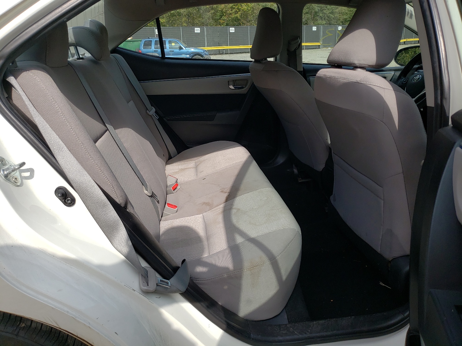 صورة رقم 6 من المزاد - 2014 TOYOTA COROLLA EC مع VIN 5YFBPRHE8EP011110