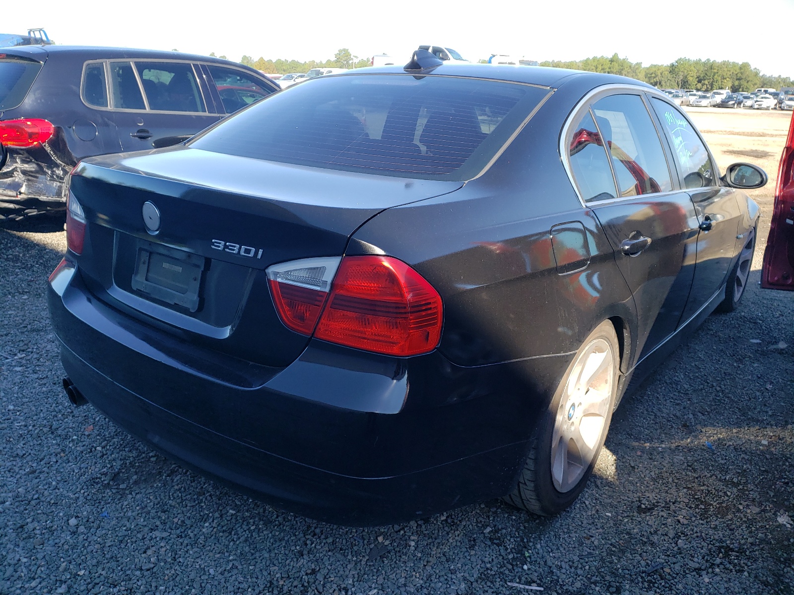 Photo 4 from auction – 2006 BMW 330 I with VIN WBAVB33516KS33484