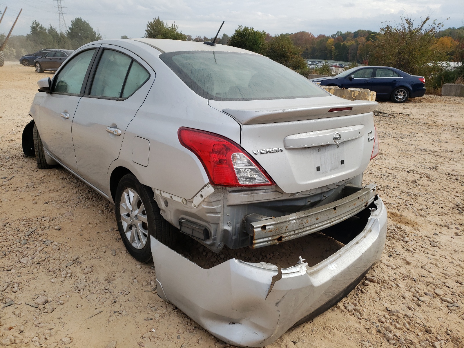 Photo 3 from auction – 2017 NISSAN VERSA S with VIN 3N1CN7AP9HL853047