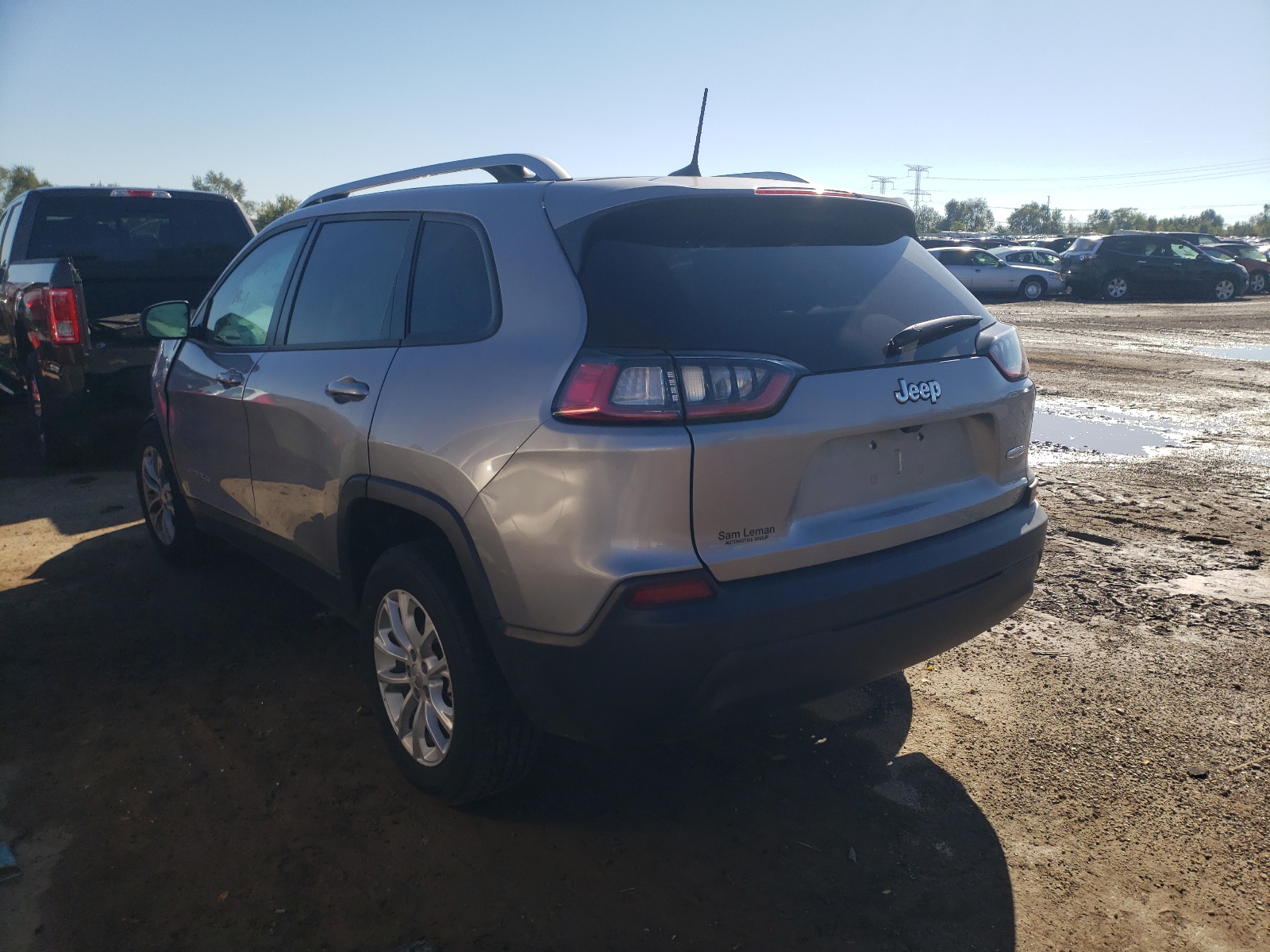 Photo 3 from auction – 2021 JEEP CHEROKEE L with VIN 1C4PJLCB5MD168872