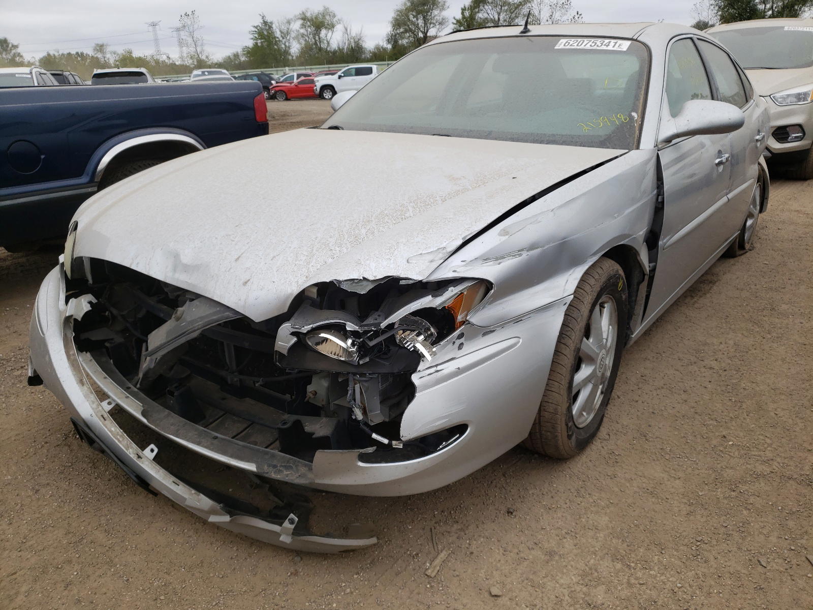 Photo 2 from auction – 2005 BUICK LACROSSE C with VIN 2G4WD532851215948