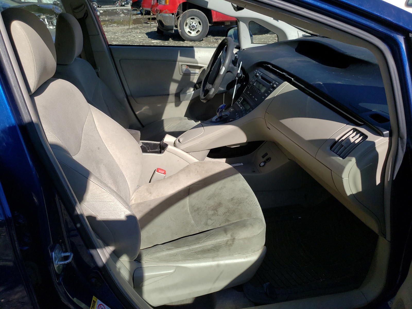 Photo 5 from auction – 2010 TOYOTA PRIUS with VIN JTDKN3DU2A0036444