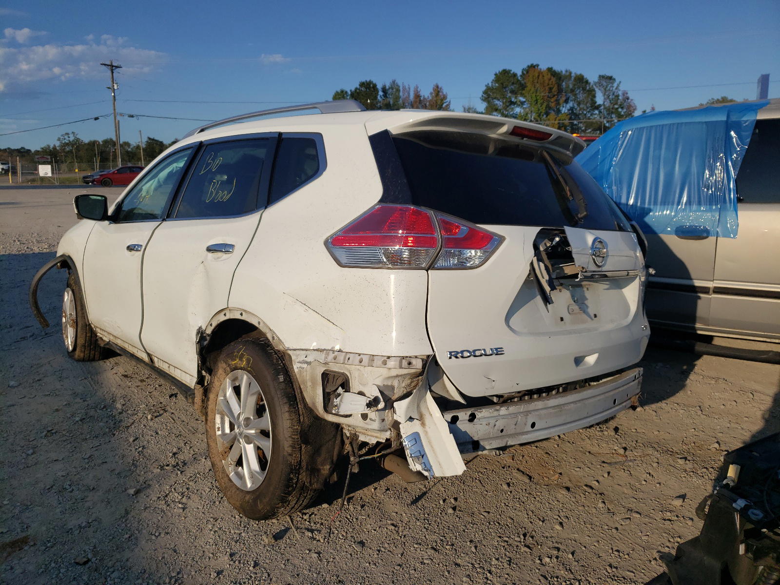 Photo 3 from auction – 2016 NISSAN ROGUE S with VIN KNMAT2MT1GP651344