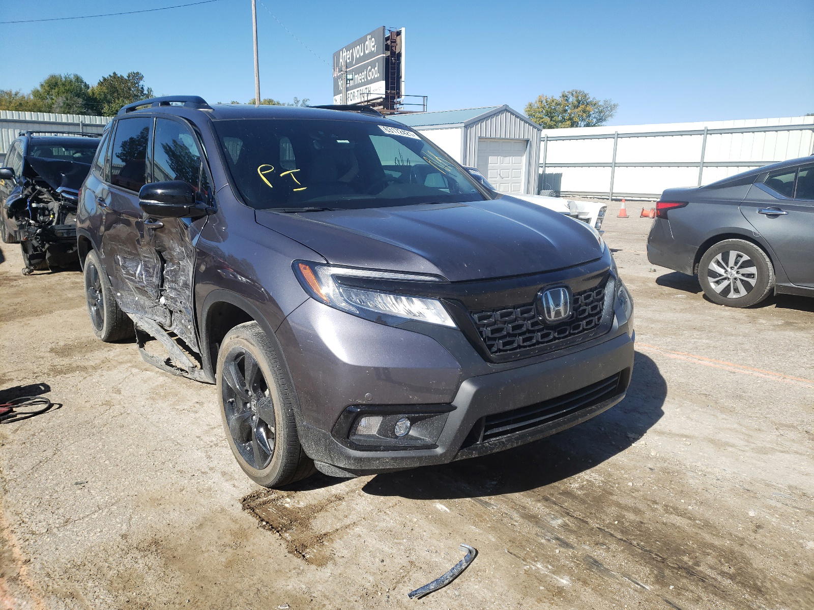 HONDA PASSPORT E 2019 with VIN 5FNYF8H02KB027192 - Photo from auction