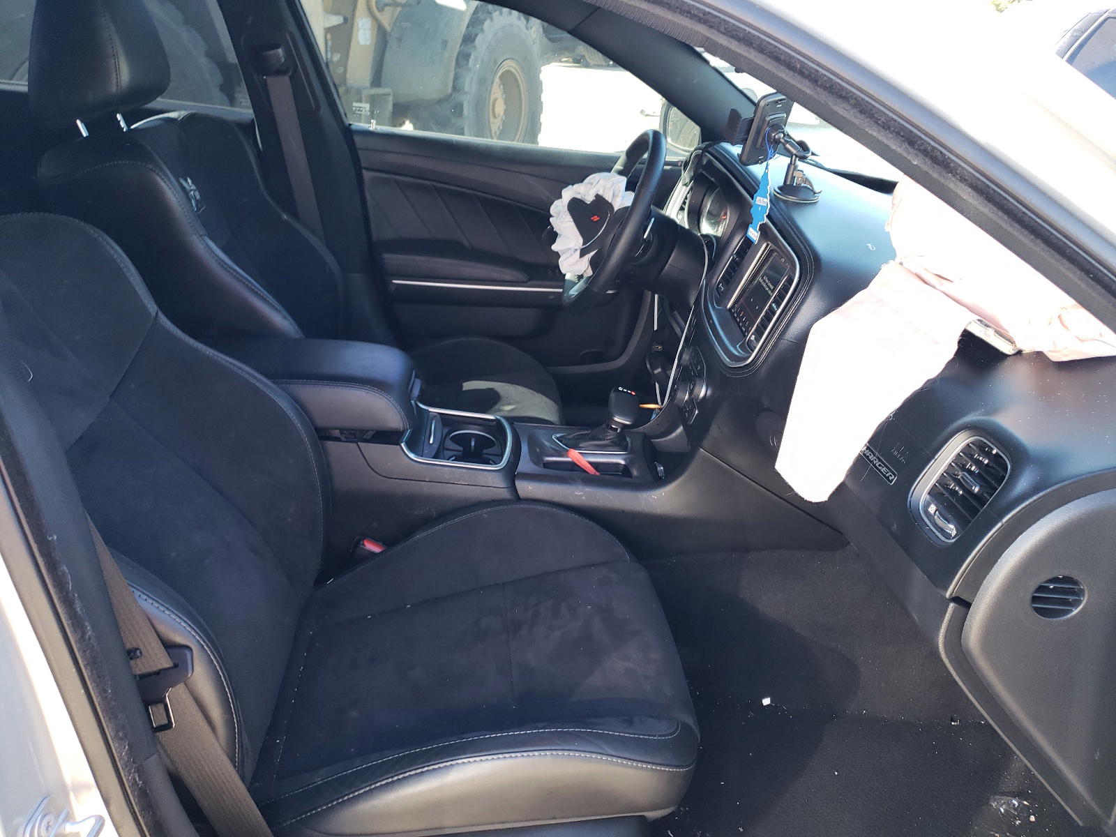 Photo 5 from auction – 2019 DODGE CHARGER SC with VIN 2C3CDXGJ7KH564160