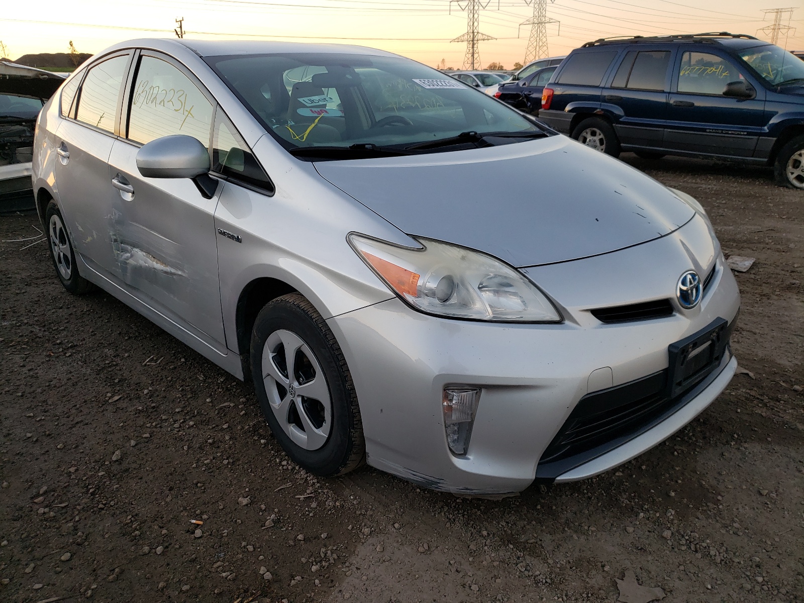 TOYOTA PRIUS 2013 مع رقم تعريف المركبة JTDKN3DU7D0339854 - صورة من المزاد