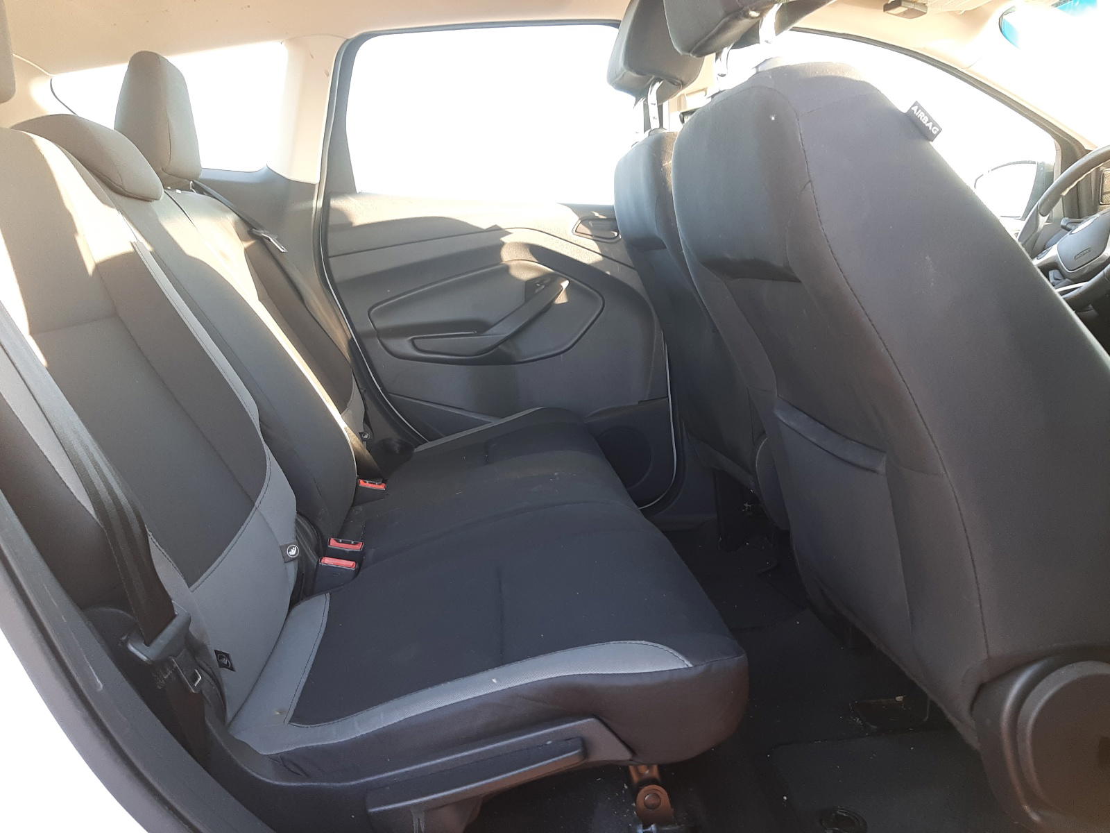 Photo 6 from auction – 2014 FORD ESCAPE S with VIN 1FMCU0F76EUD09246